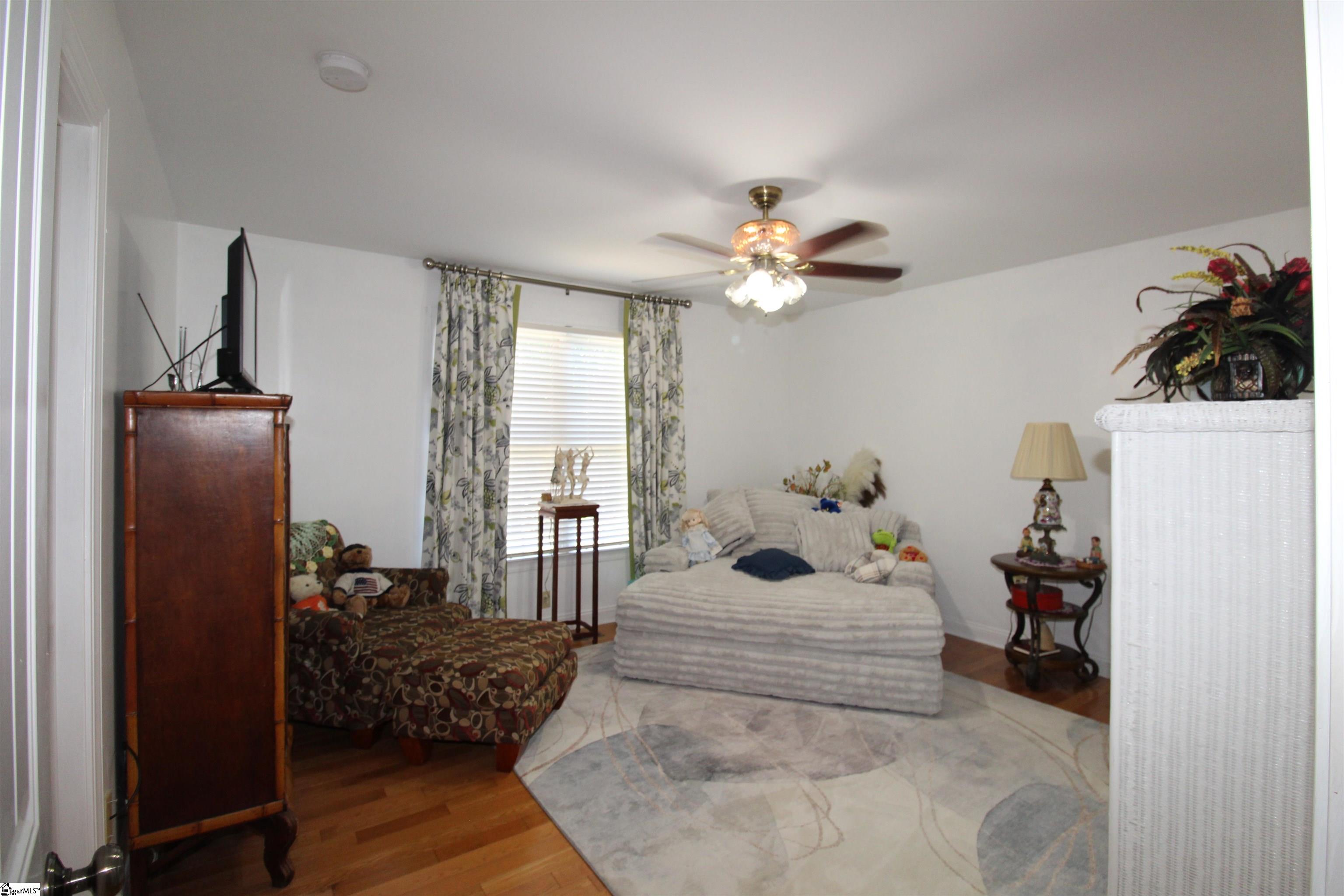 178 Tuscany Lane Chesnee, SC 29323-8119
