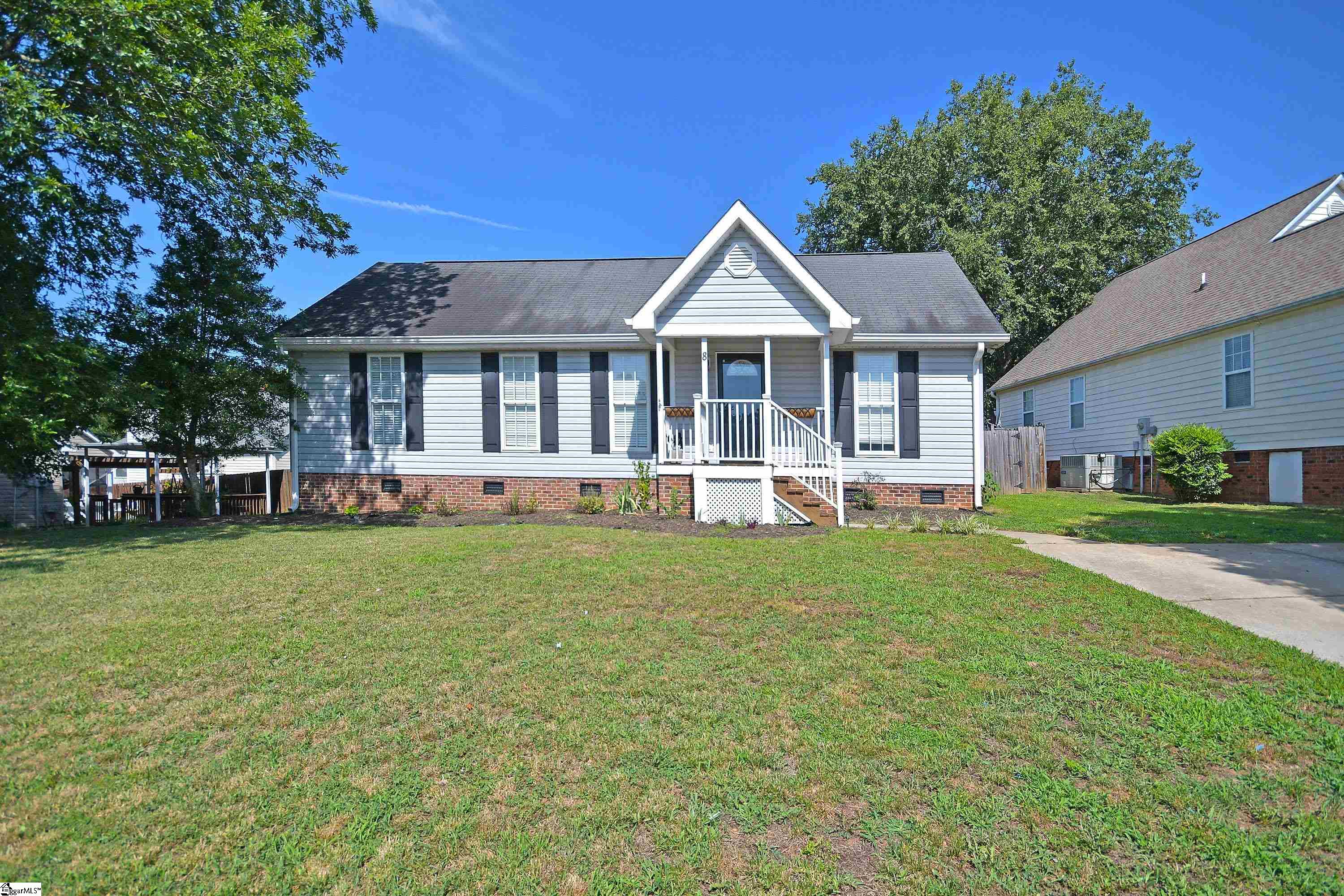 8 Montvale Drive Simpsonville, SC 29681