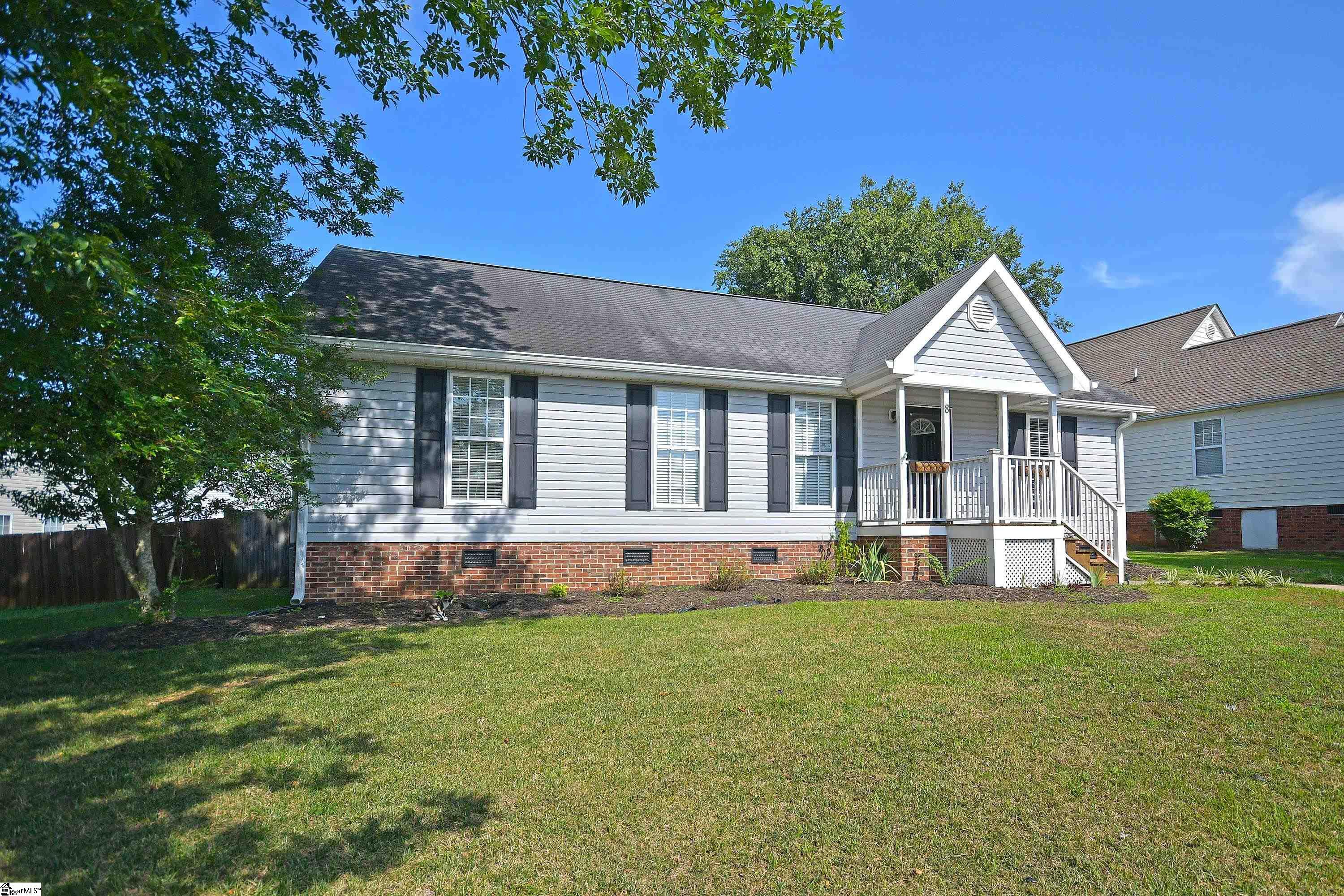 8 Montvale Drive Simpsonville, SC 29681