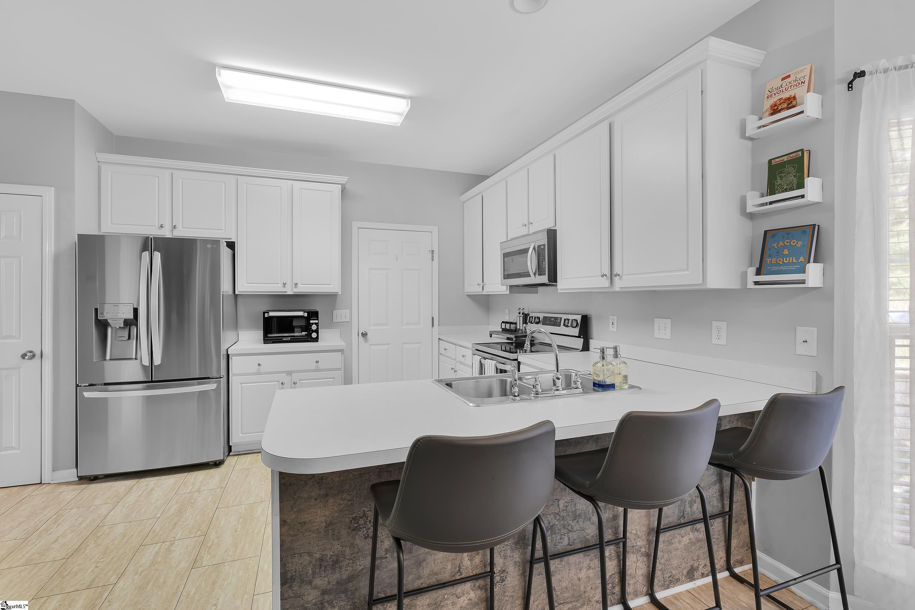 8 Longspur Court Simpsonville, SC 29680