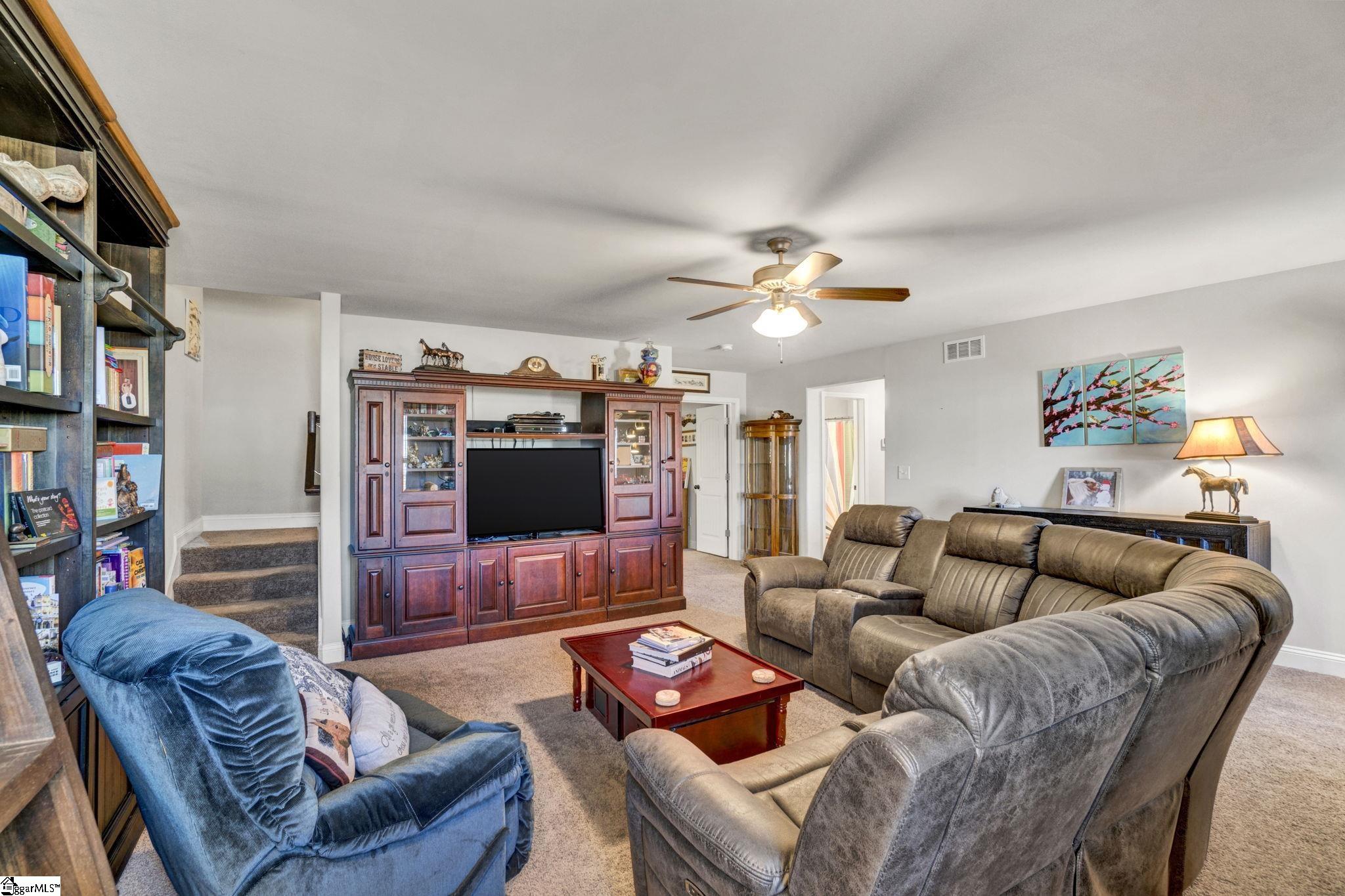 122 Jones Creek Circle Anderson, SC 29621