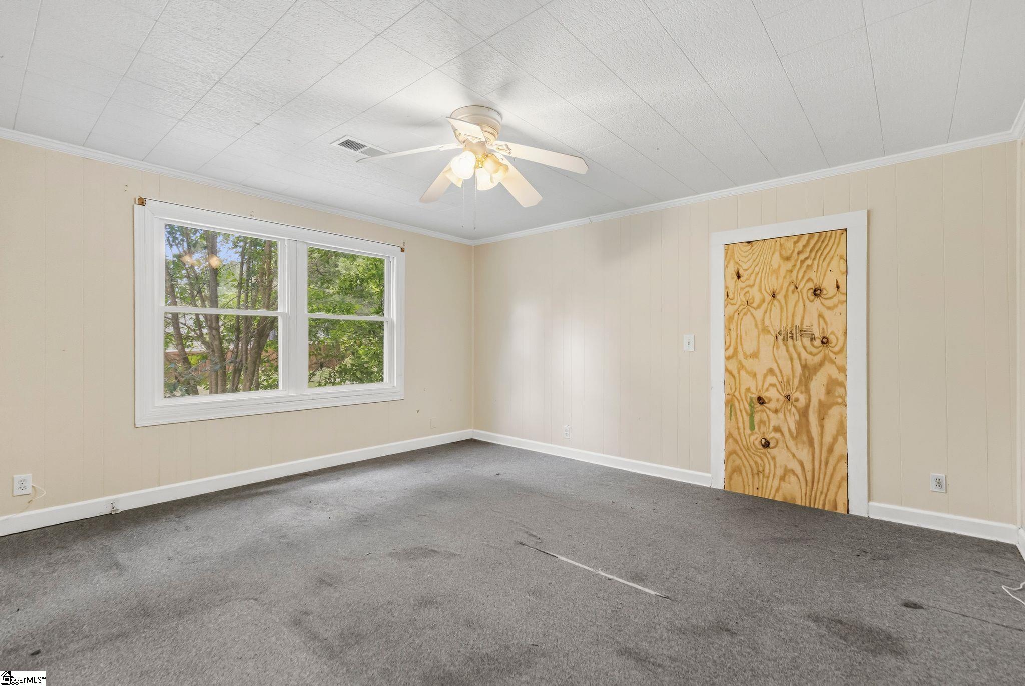 36 Dendy Street Pelzer, SC 29669