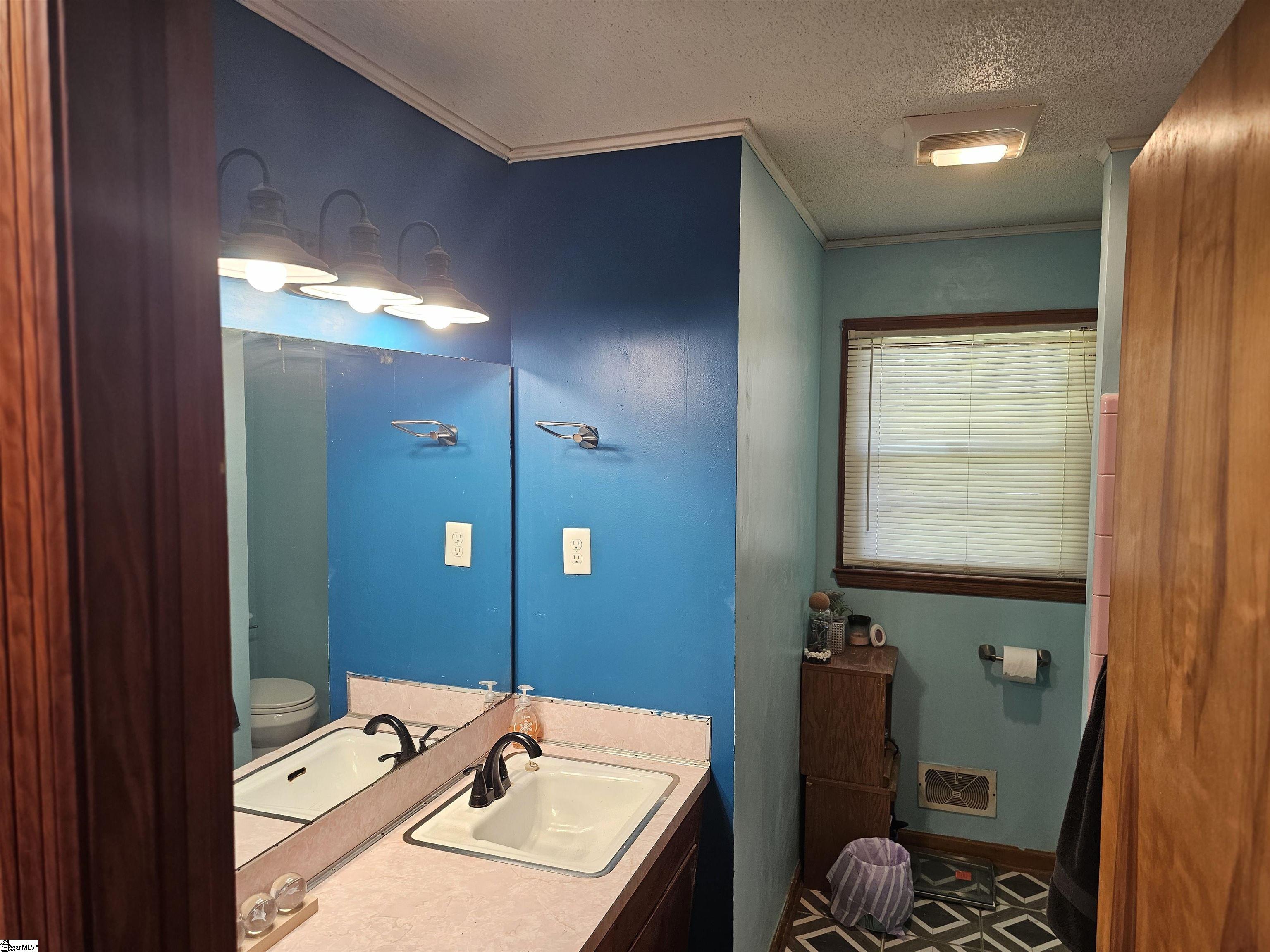 262 Hampshire Drive Gaffney, SC 29341