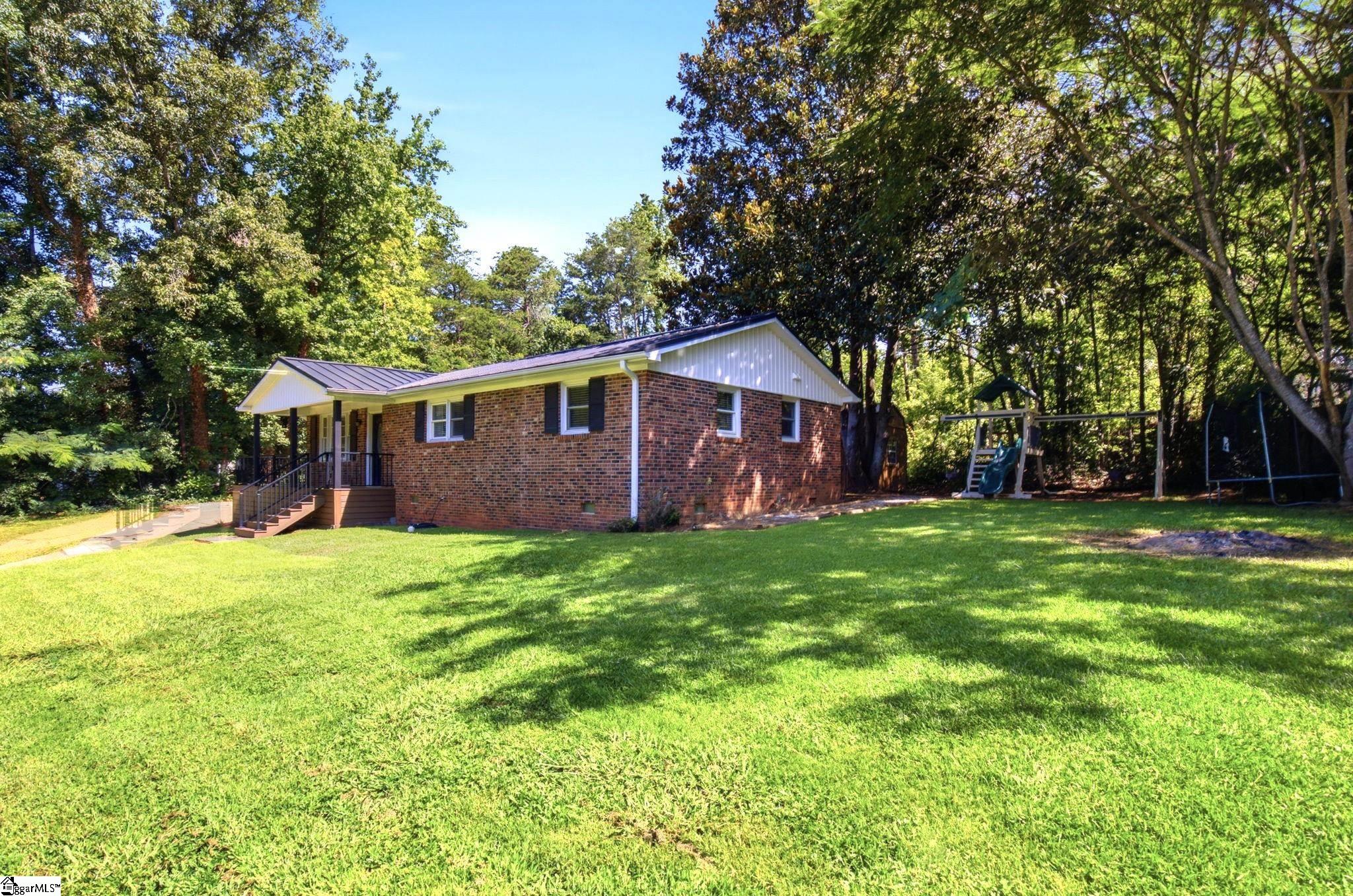 30 Dogwood Drive Travelers Rest, SC 29690