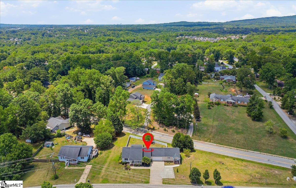 707 Reid School Road Taylors, SC 29687