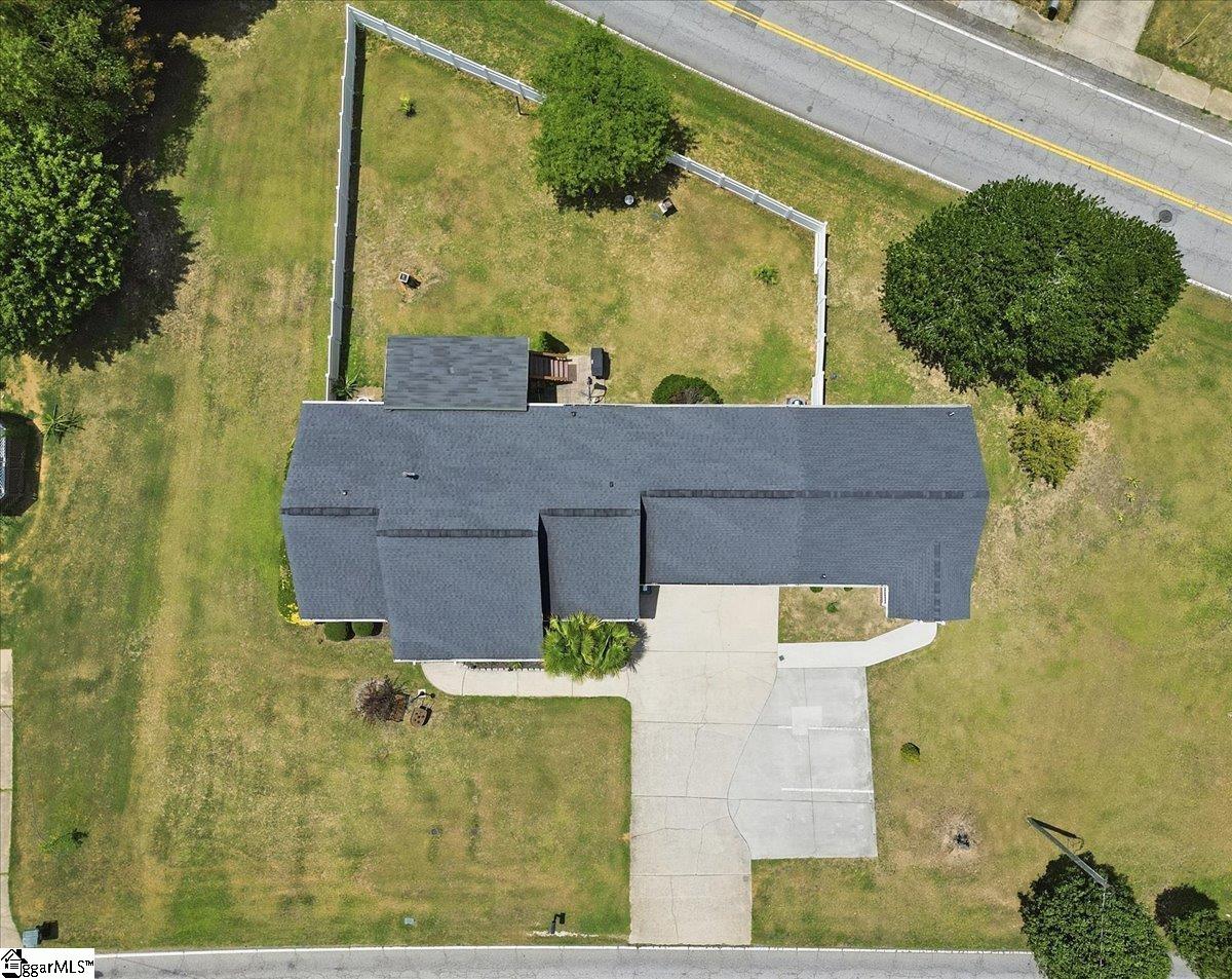 707 Reid School Road Taylors, SC 29687
