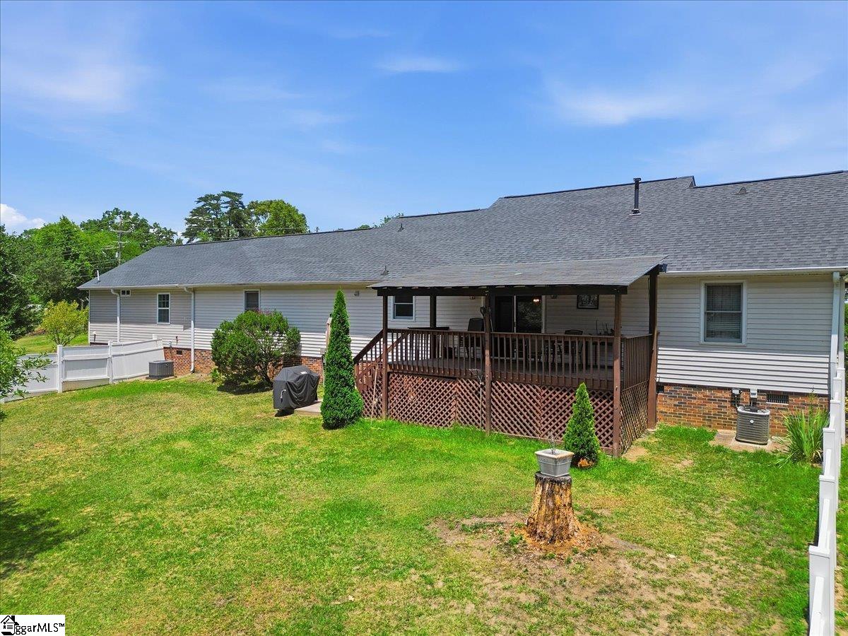 707 Reid School Road Taylors, SC 29687
