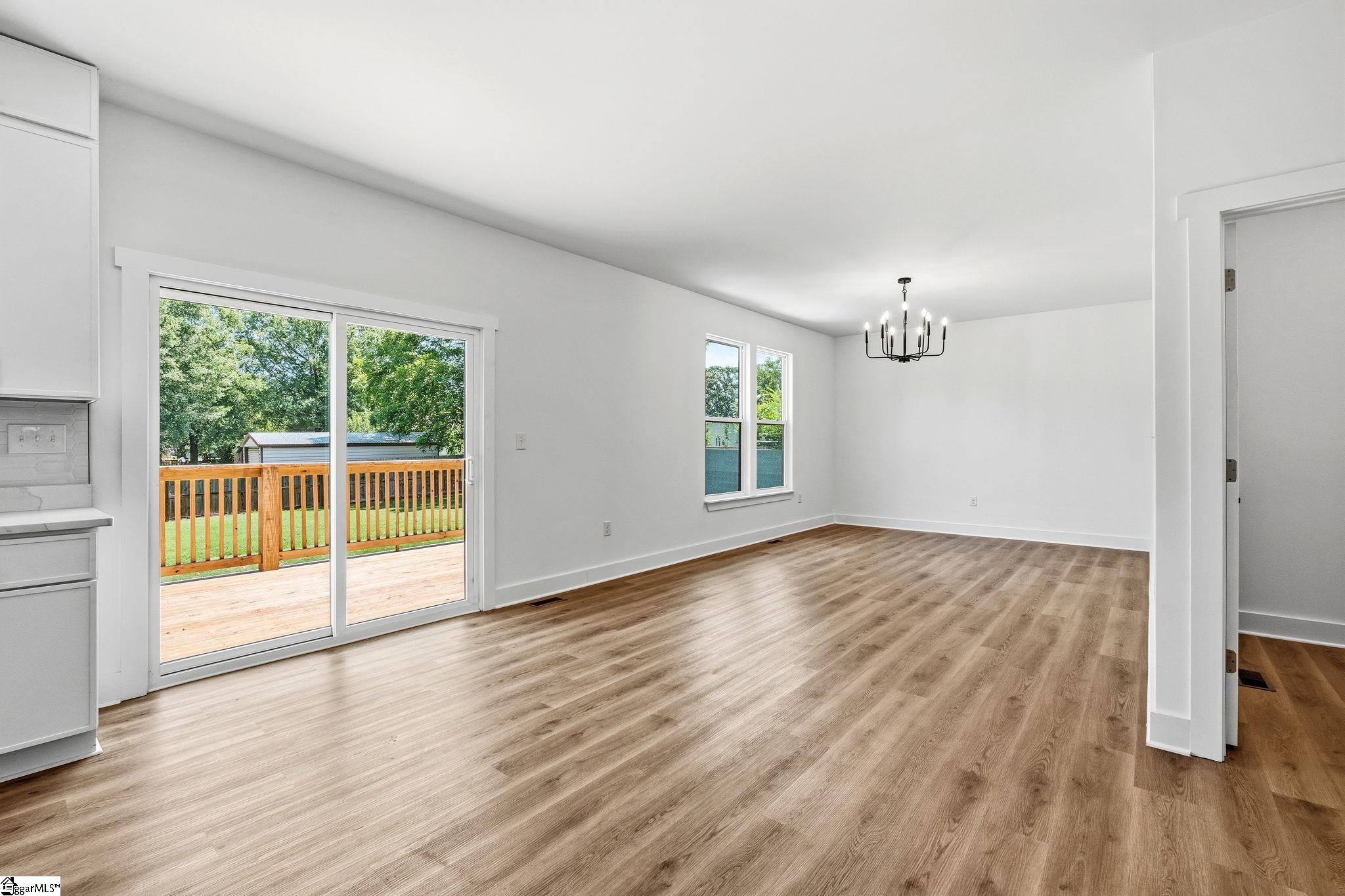 3 Rochester Street Greenville, SC 29611