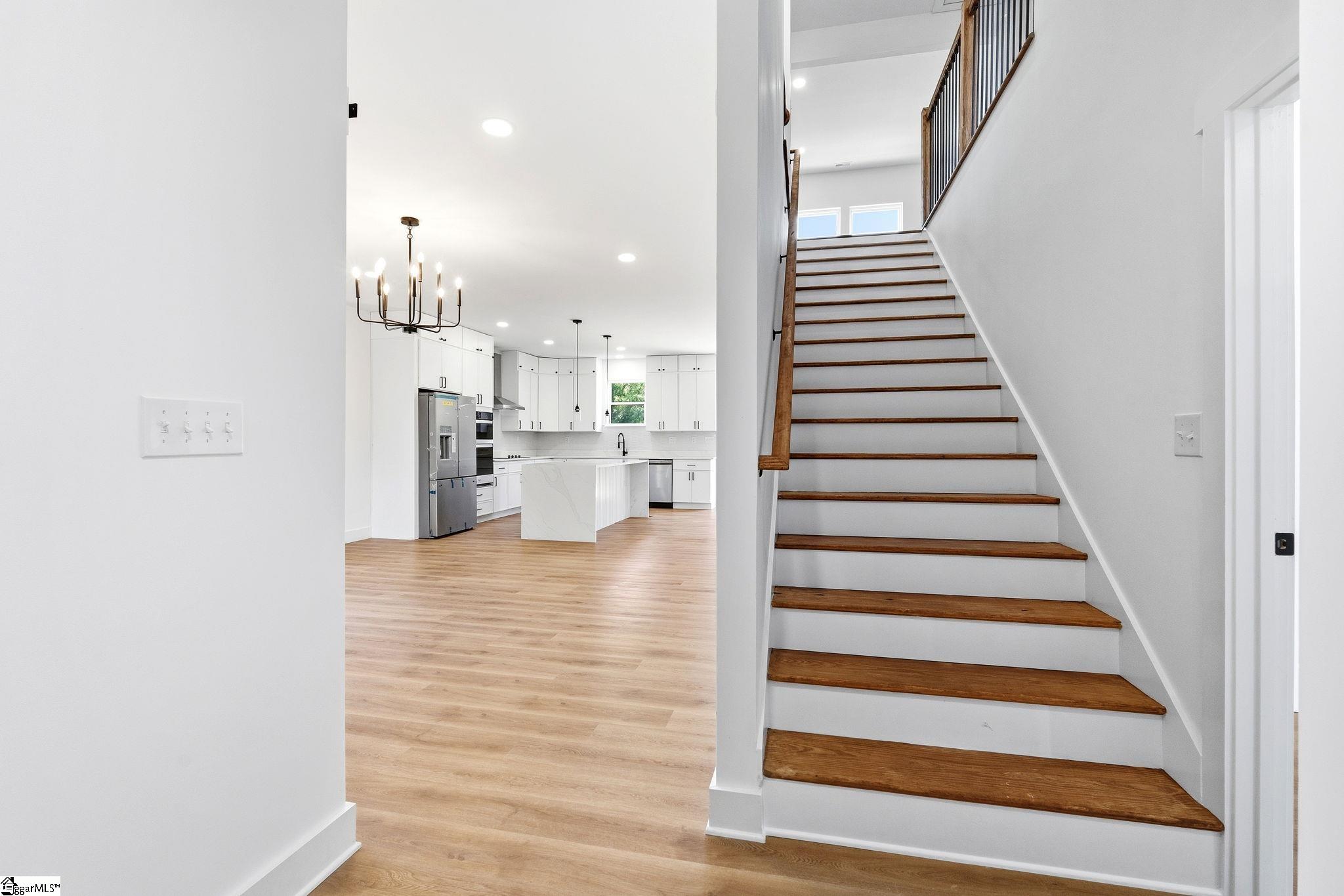 3 Rochester Street Greenville, SC 29611