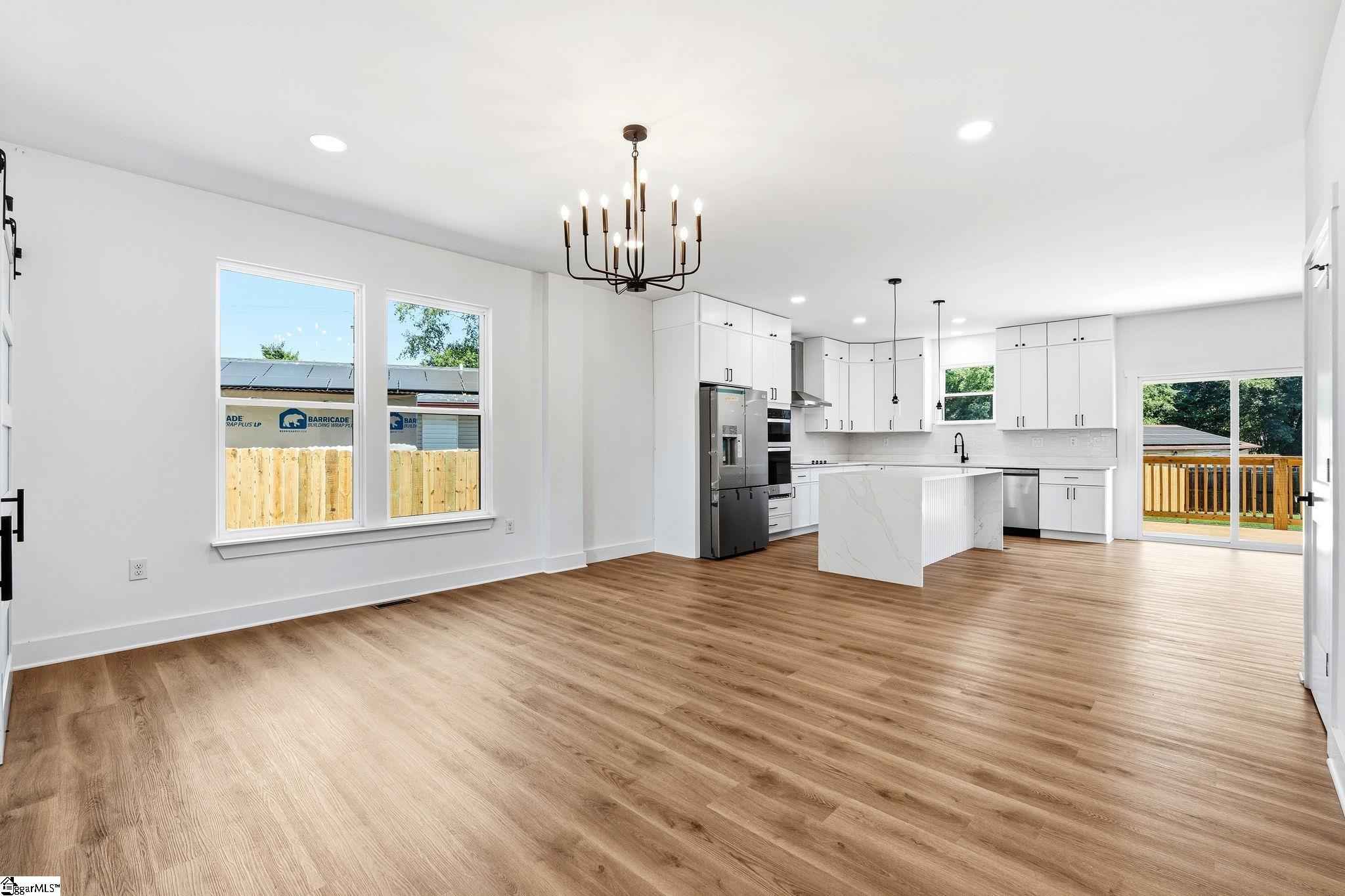 3 Rochester Street Greenville, SC 29611