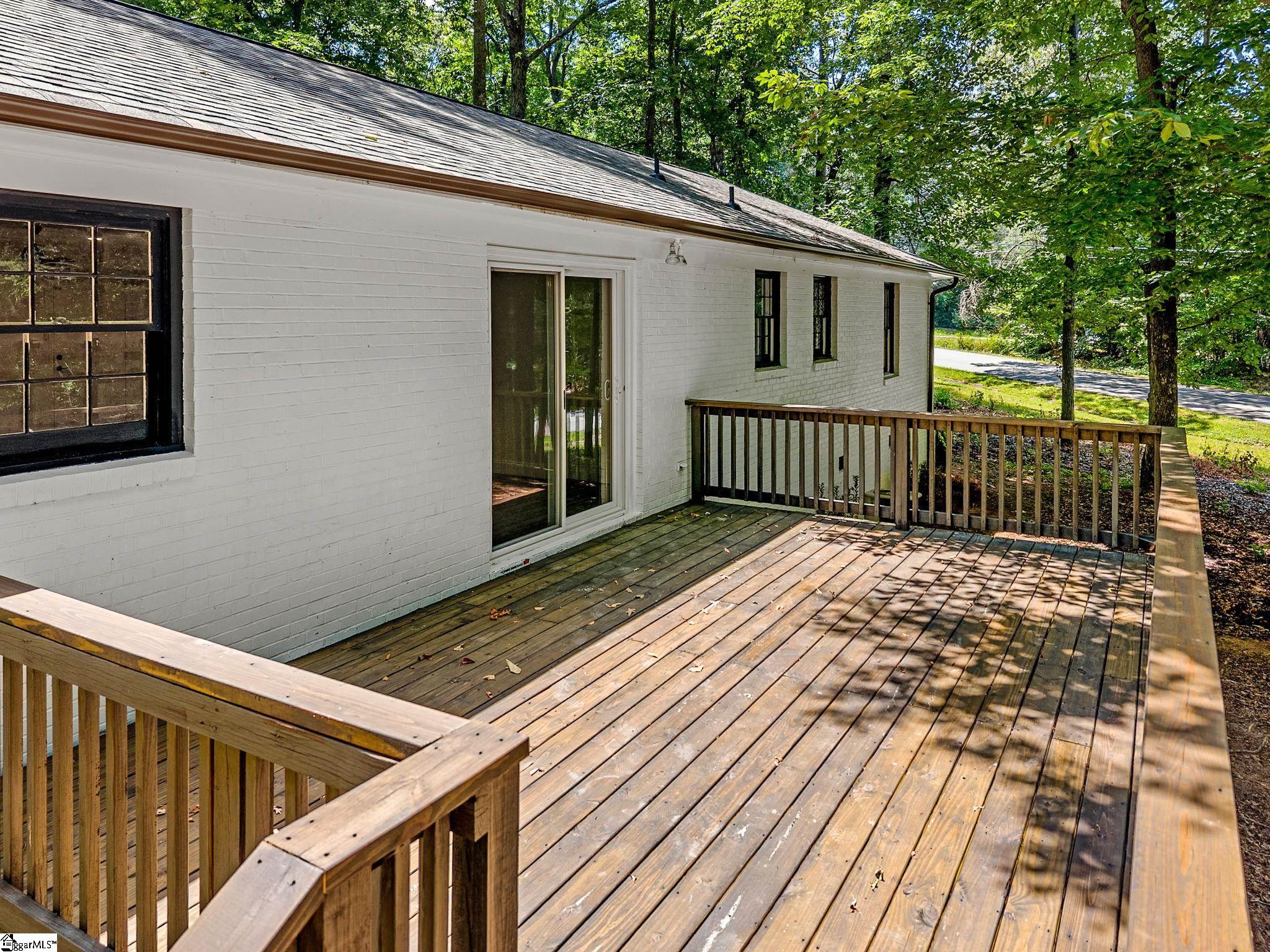 101 Wildwood Lane Landrum, SC 29356