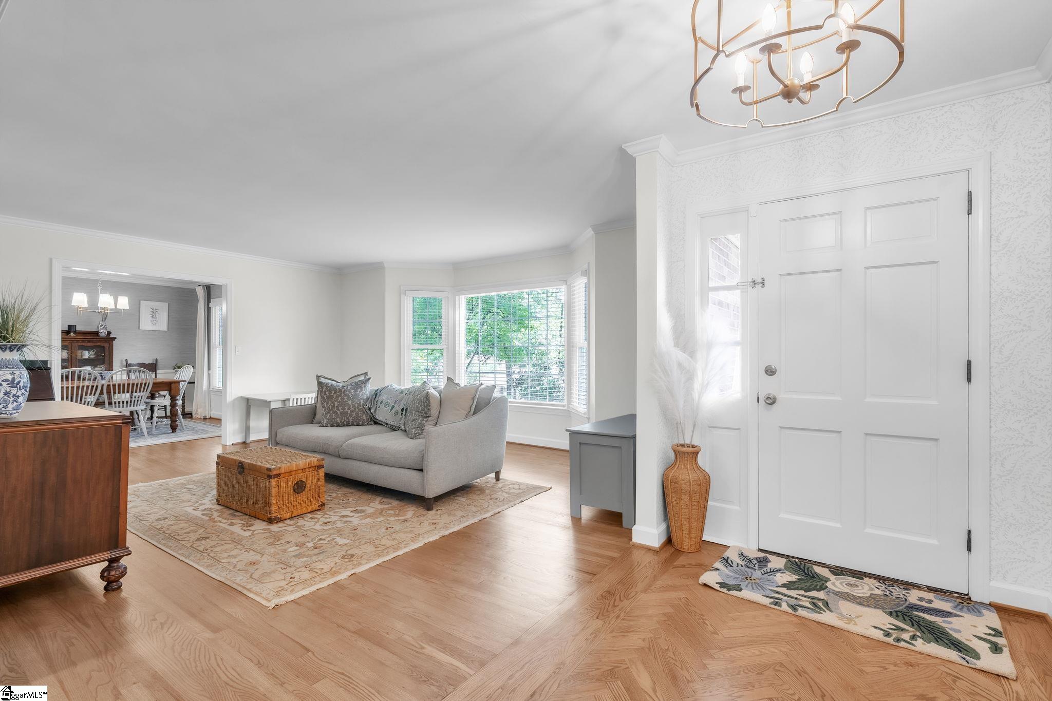 6 Gladesworth Drive Greenville, SC 29615