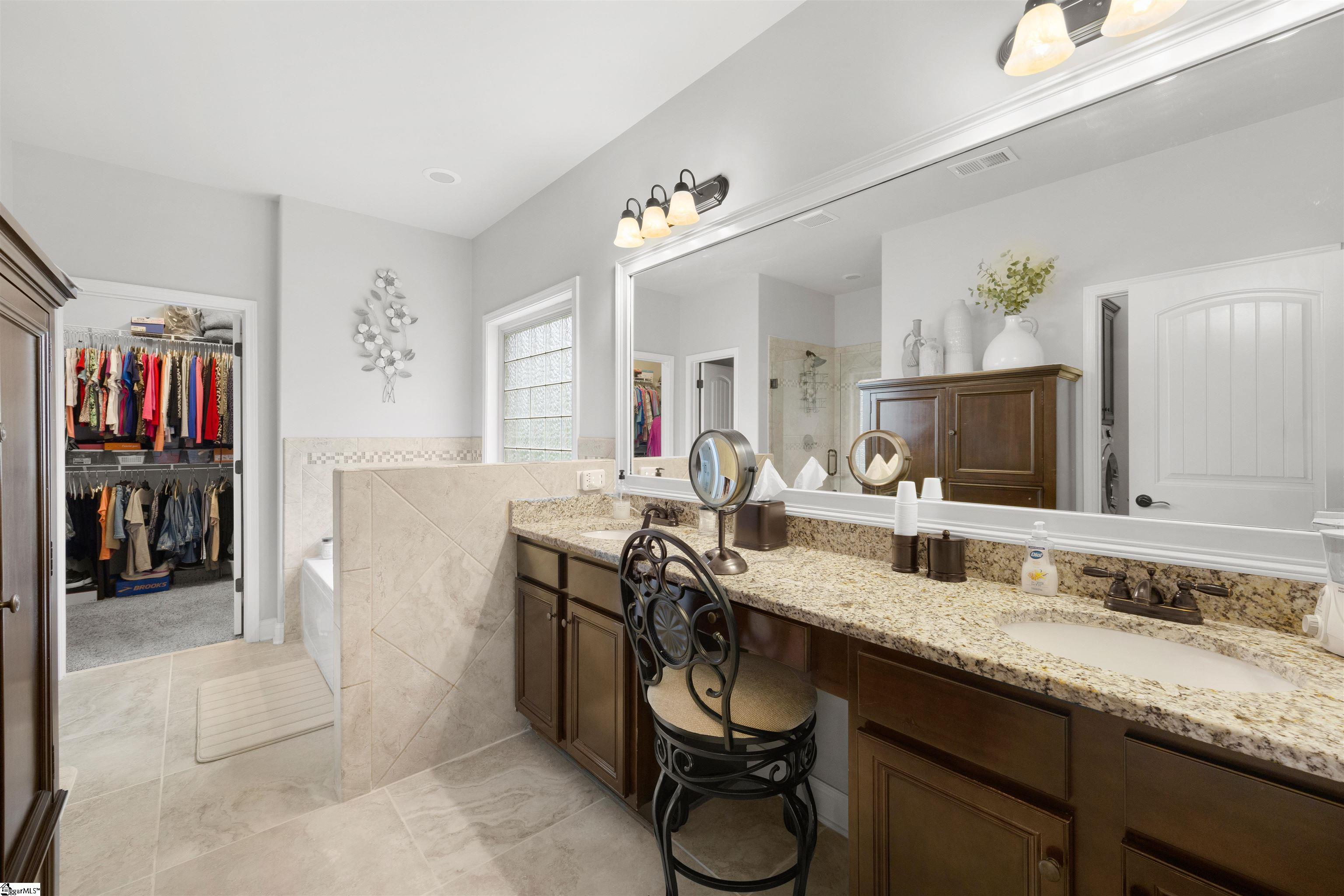 197 Colfax Drive Boiling Springs, SC 29316