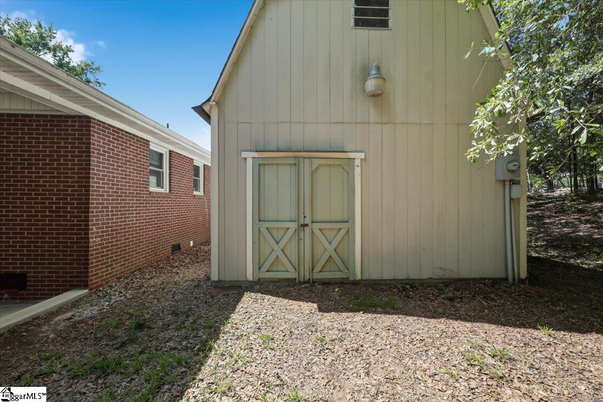 5 Lamar Circle Greenville, SC 29605
