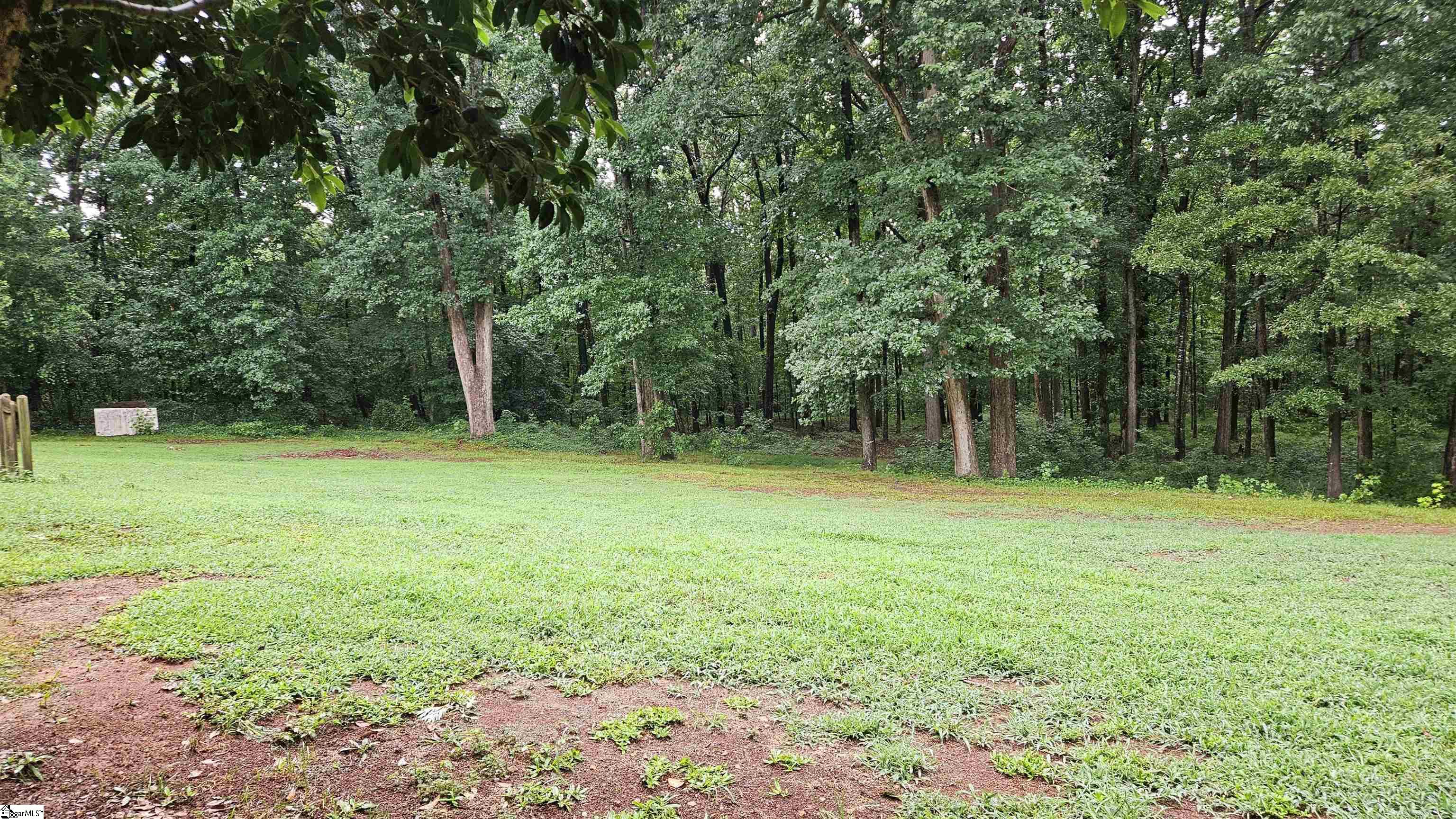 190 Meredith Lake Road Townville, SC 29689