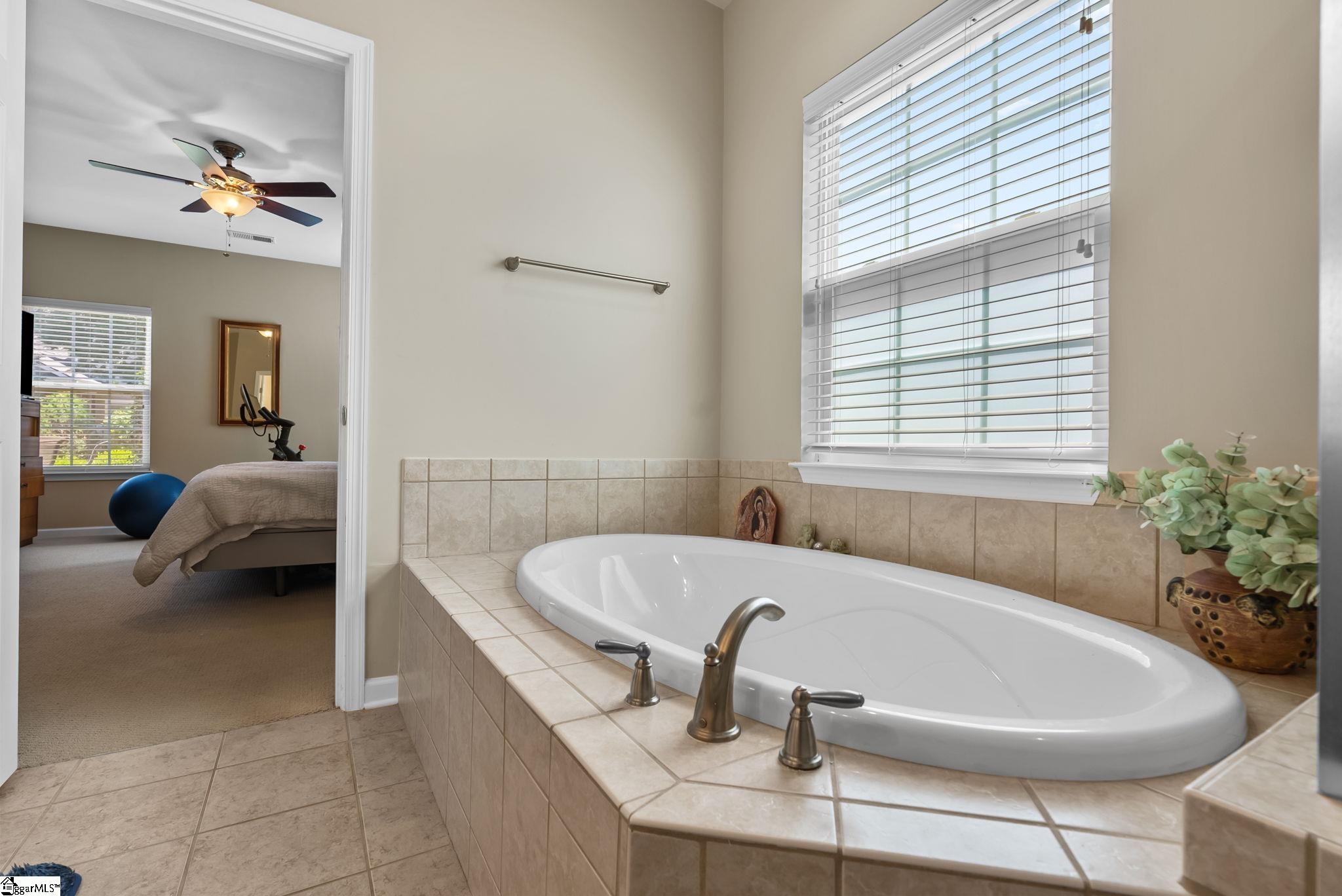 12 Weston Brook Way Greenville, SC 29607