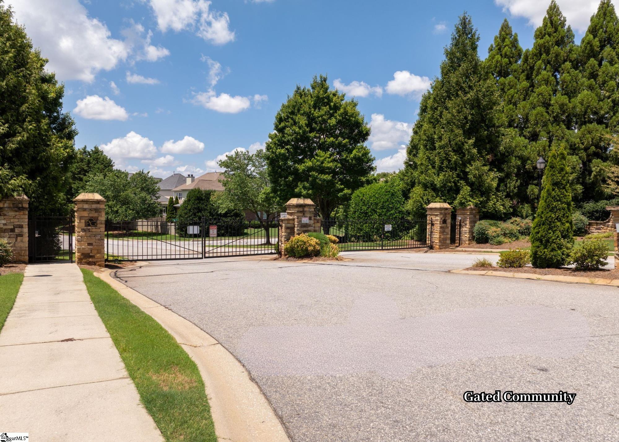 12 Weston Brook Way Greenville, SC 29607
