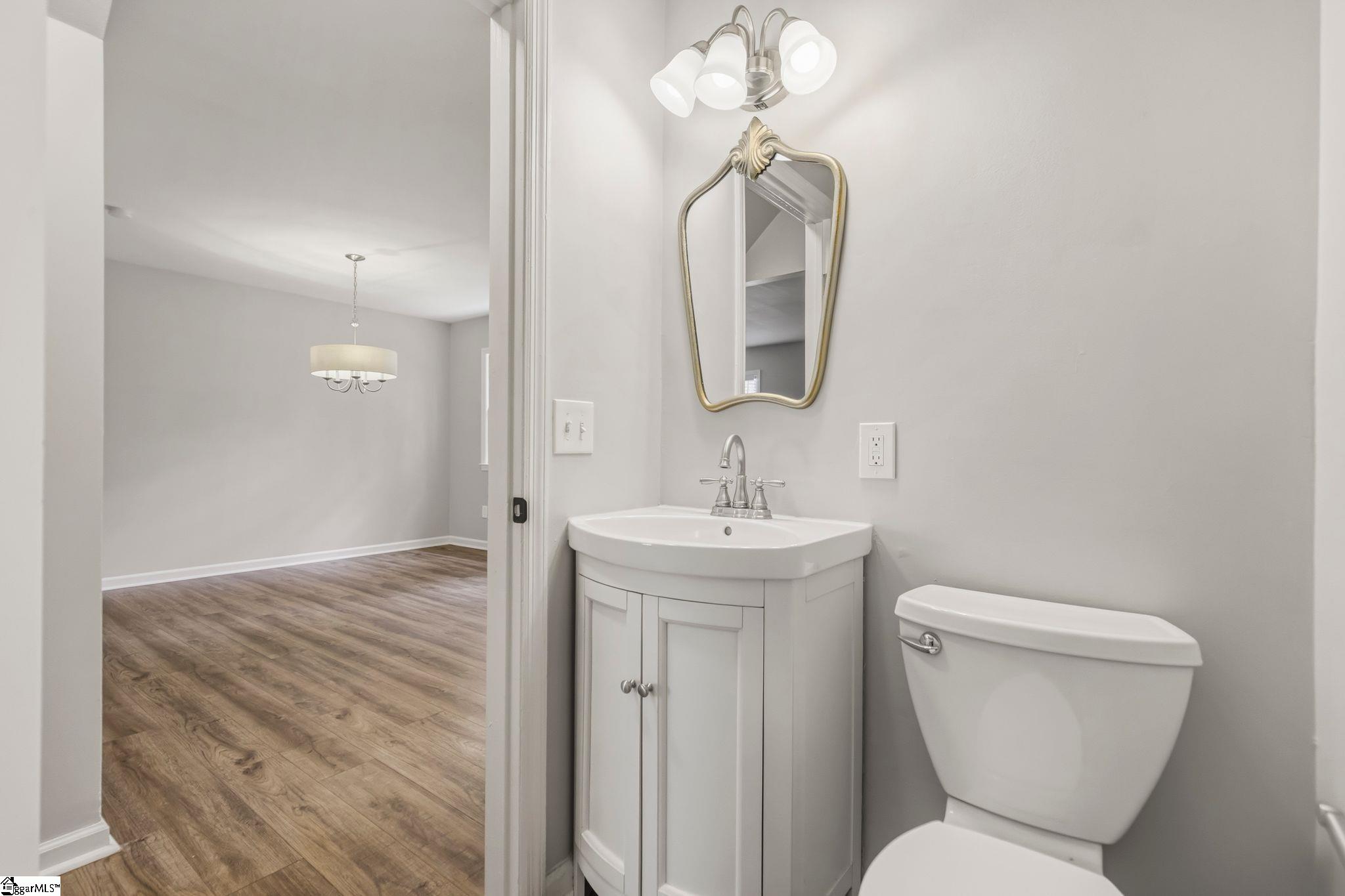 815 Edwards Road UNIT Unit 10 Greenville, SC 29615