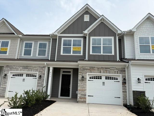 Townhouse for sale at 211 Dunnlea Wy, Simpsonville, SC 29681 | MLS# 1598476