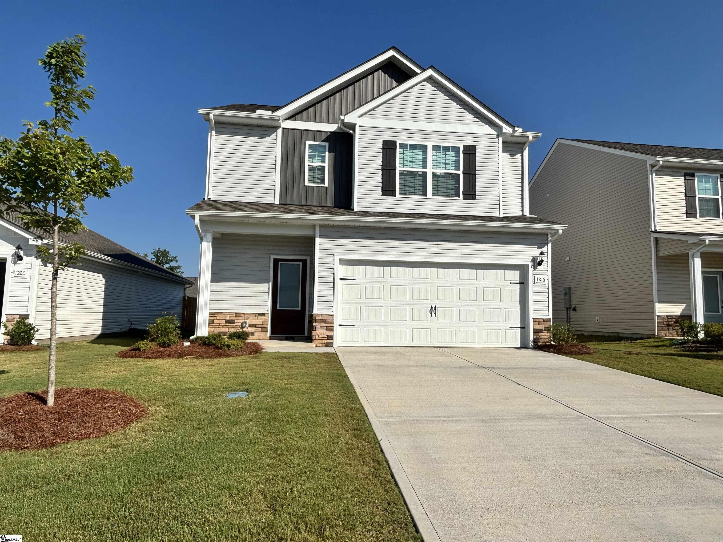 1216 Crested Iris Street Moore, SC 29369