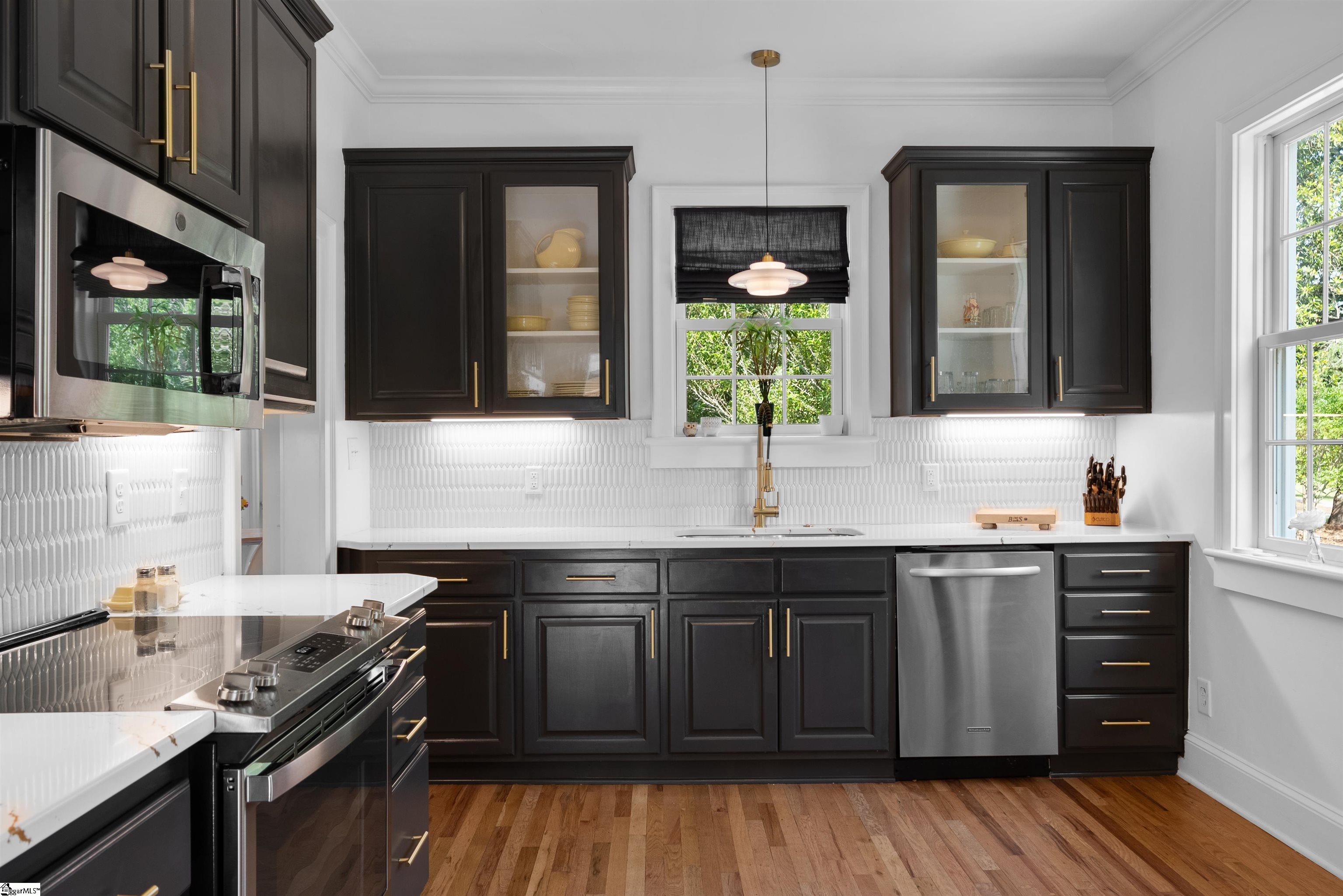 318 Gassaway Street Central, SC 29630