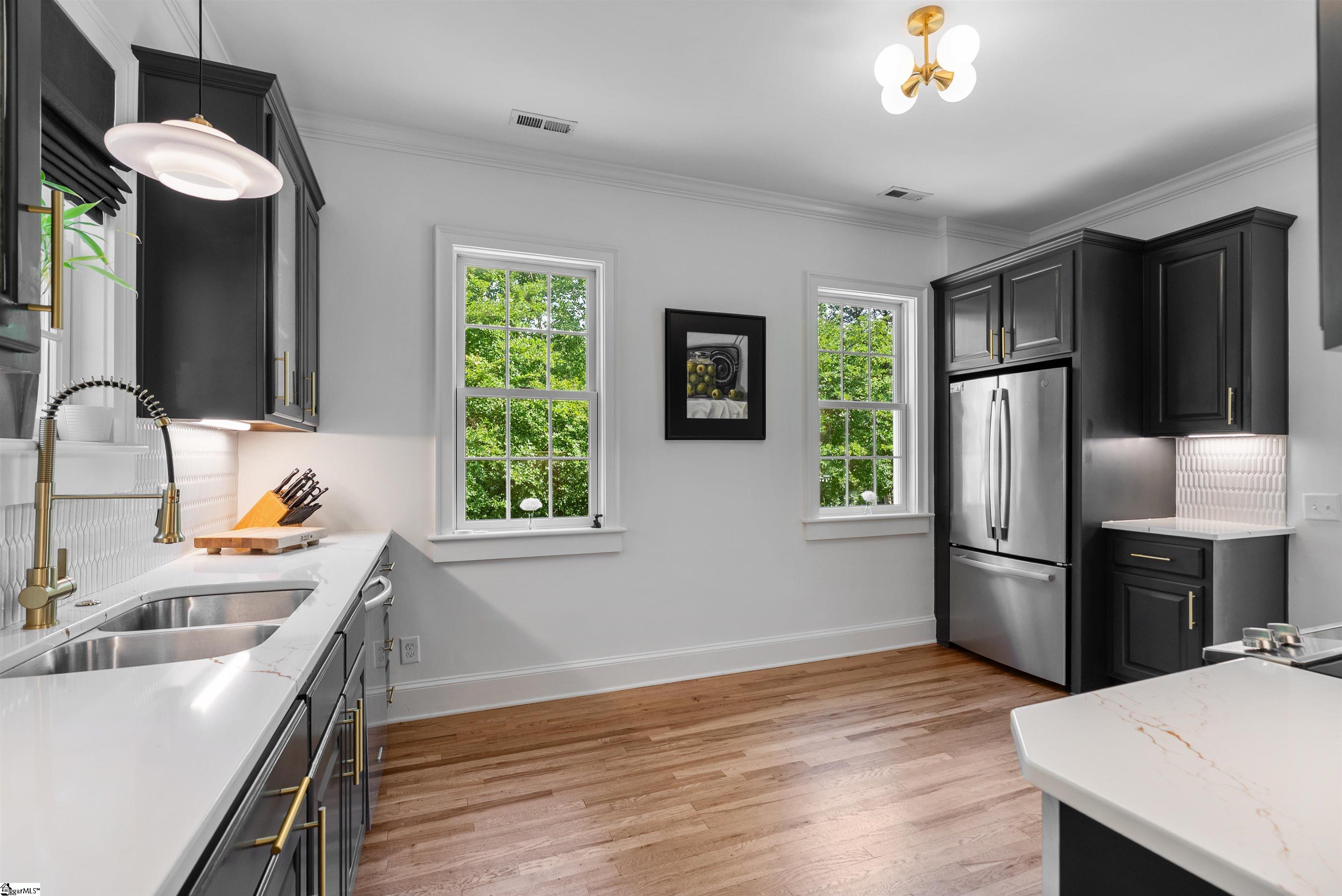 318 Gassaway Street Central, SC 29630