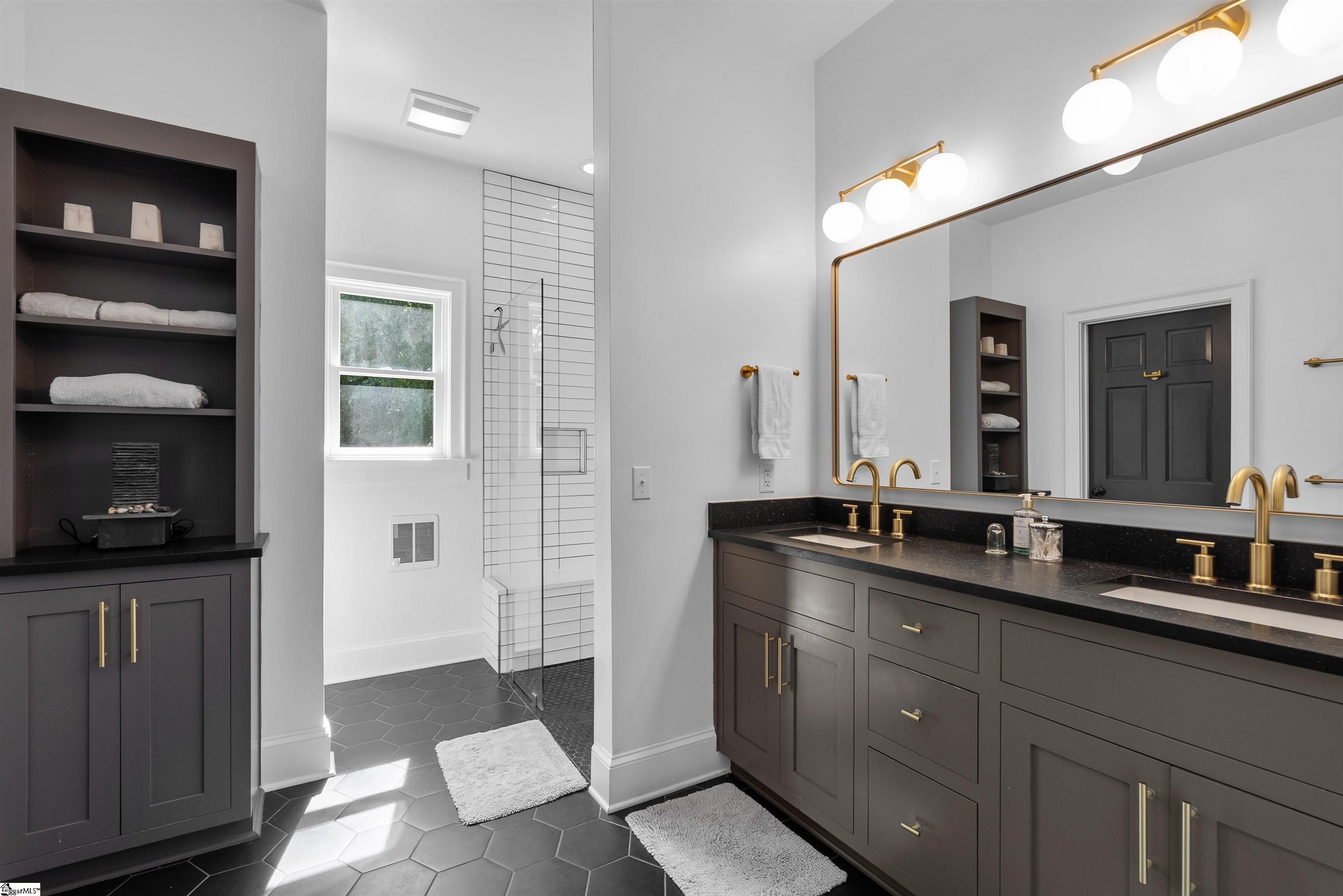 318 Gassaway Street Central, SC 29630