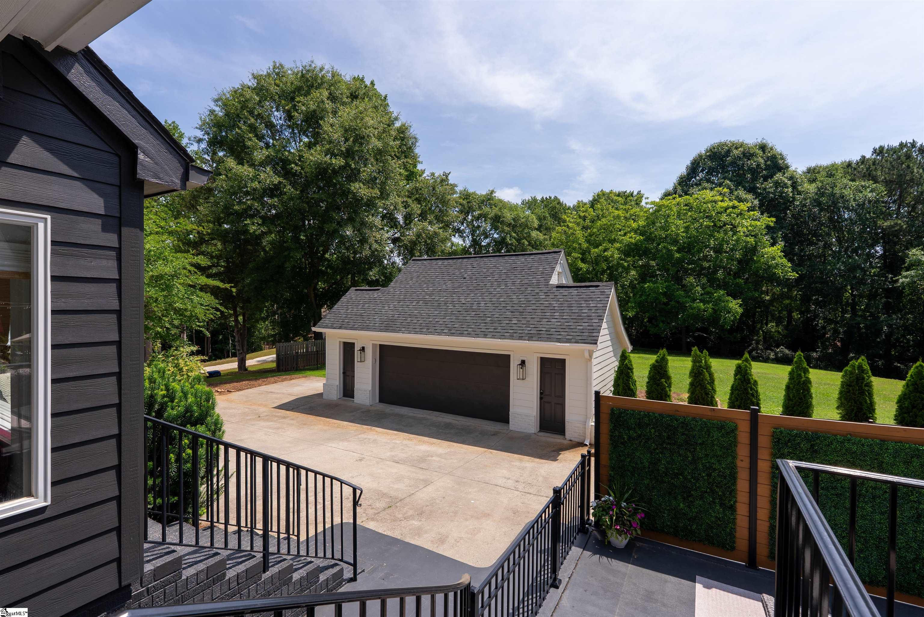 318 Gassaway Street Central, SC 29630