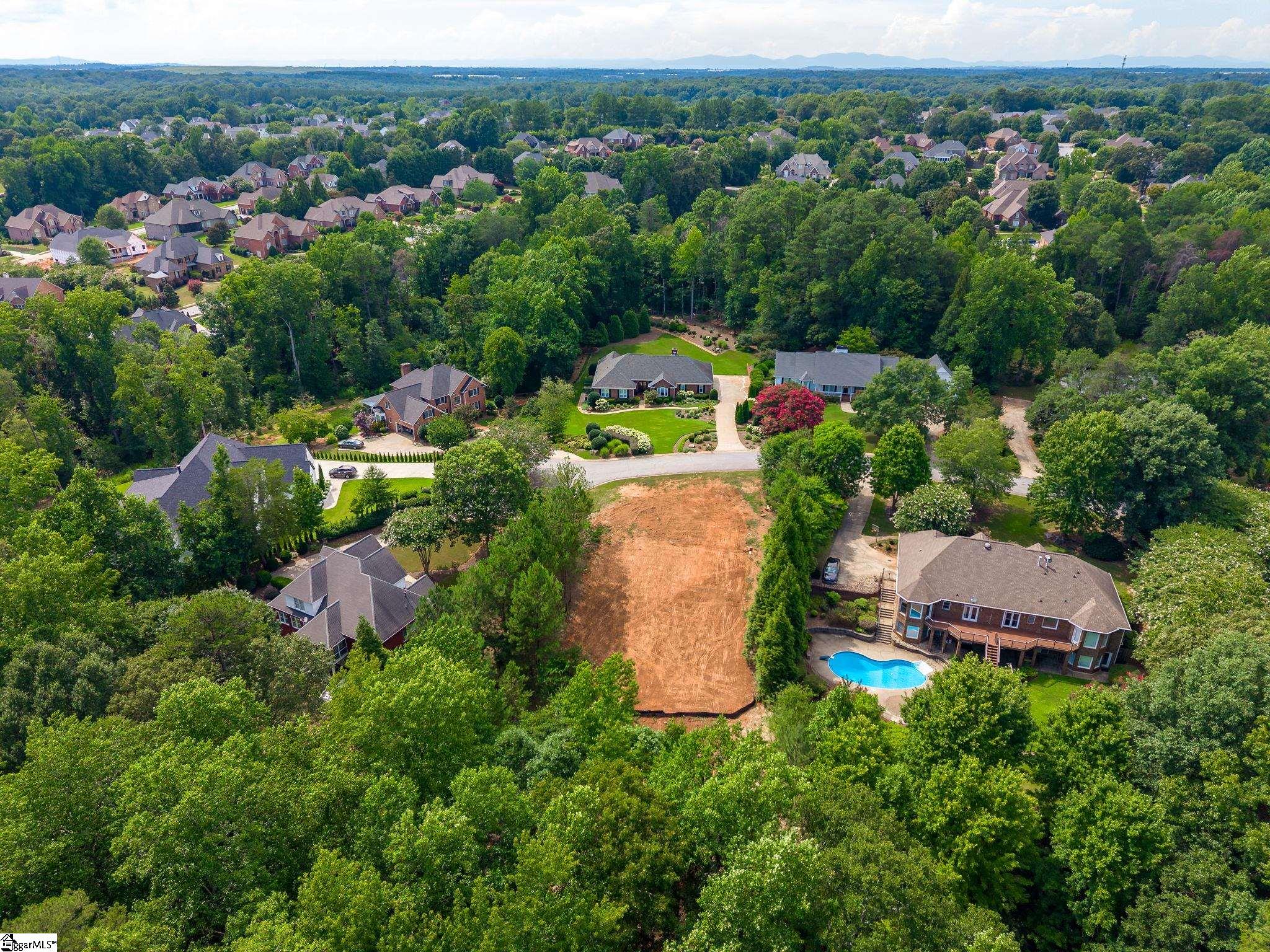 223 Hillsboro Trace Spartanburg, SC 26301