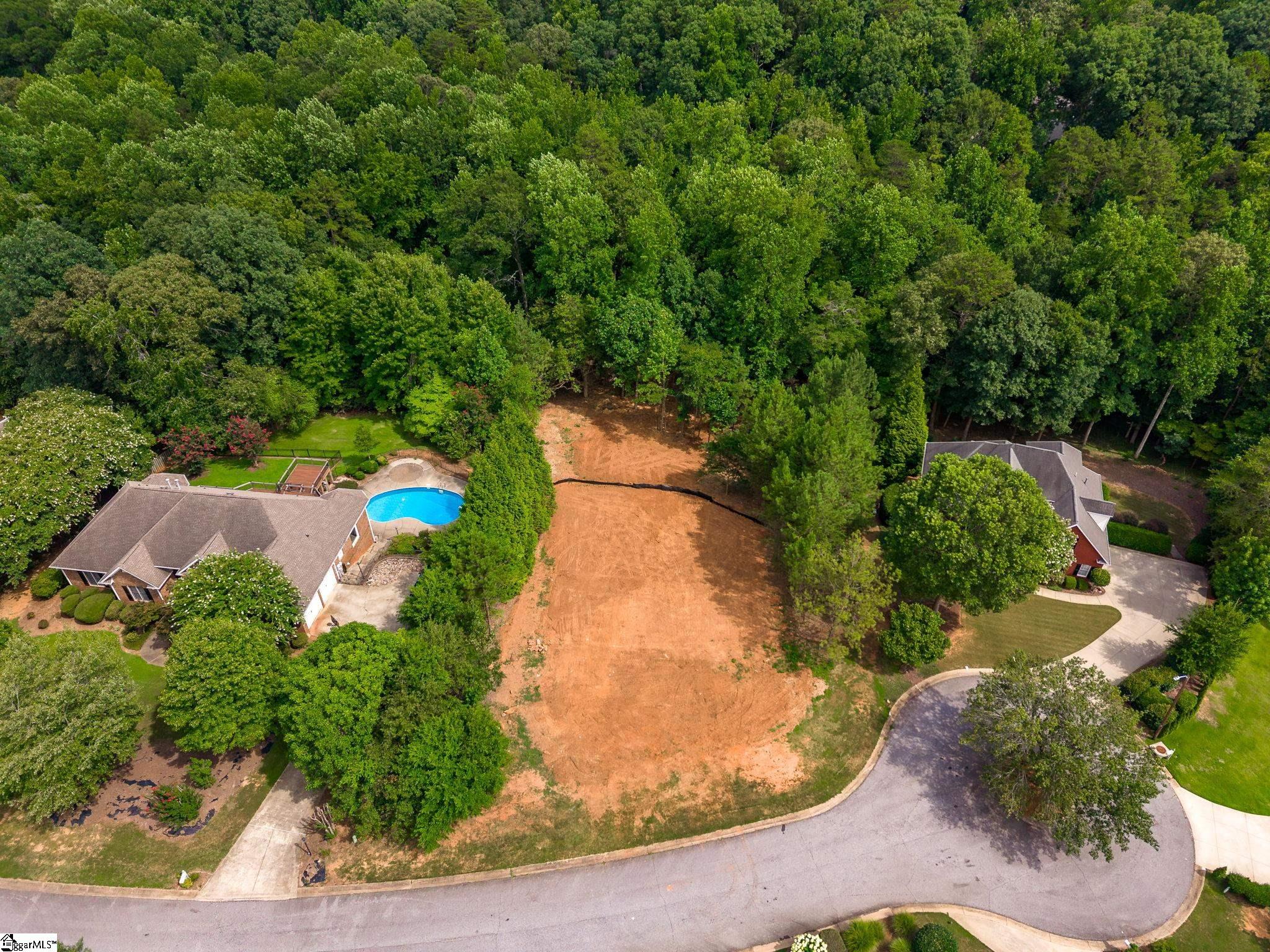 223 Hillsboro Trace Spartanburg, SC 26301