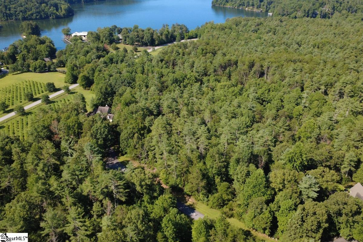 205 Vineyard Park Sunset, SC 29685