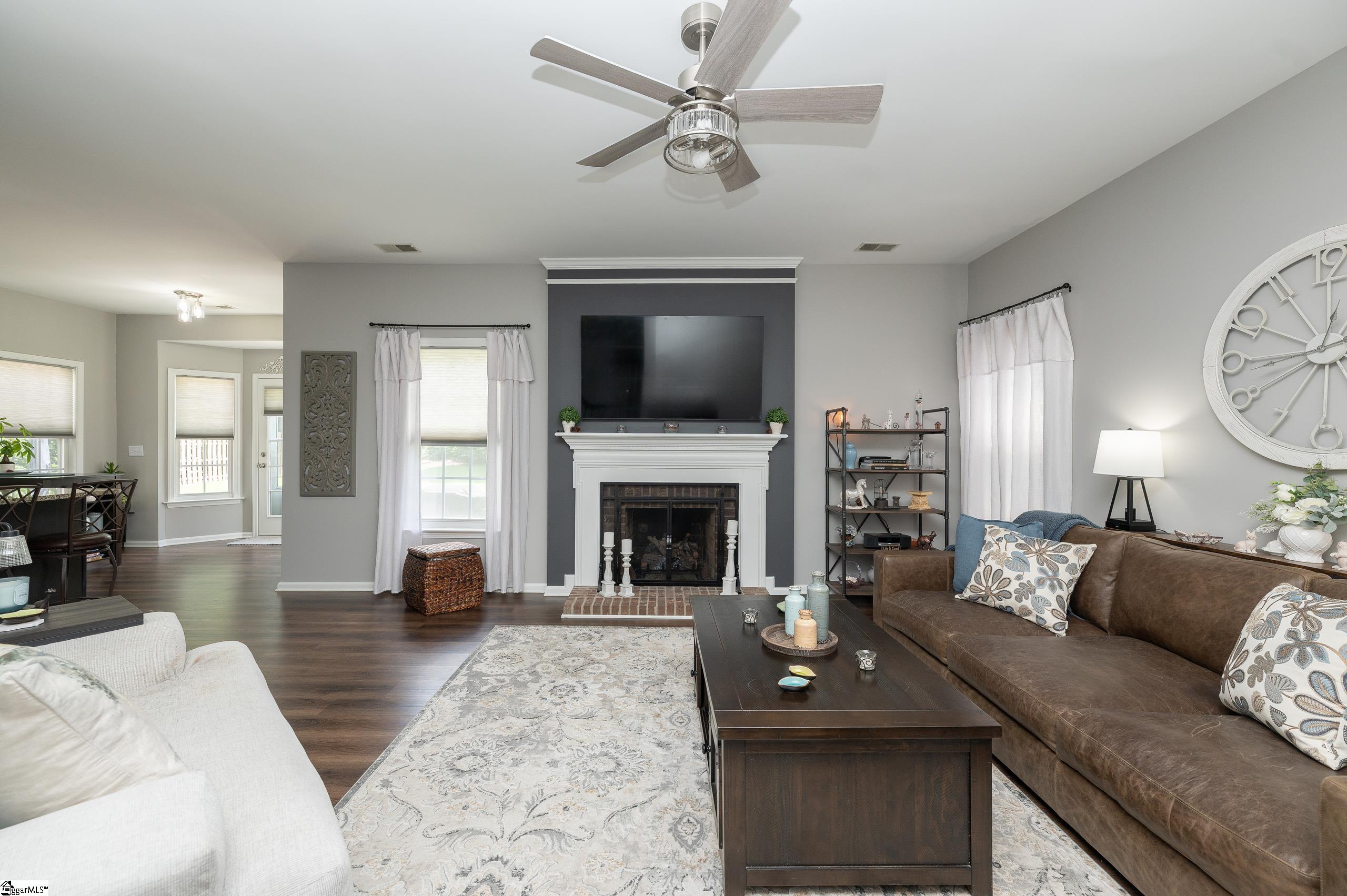 31 Willow Oak Court Simpsonville, SC 29681