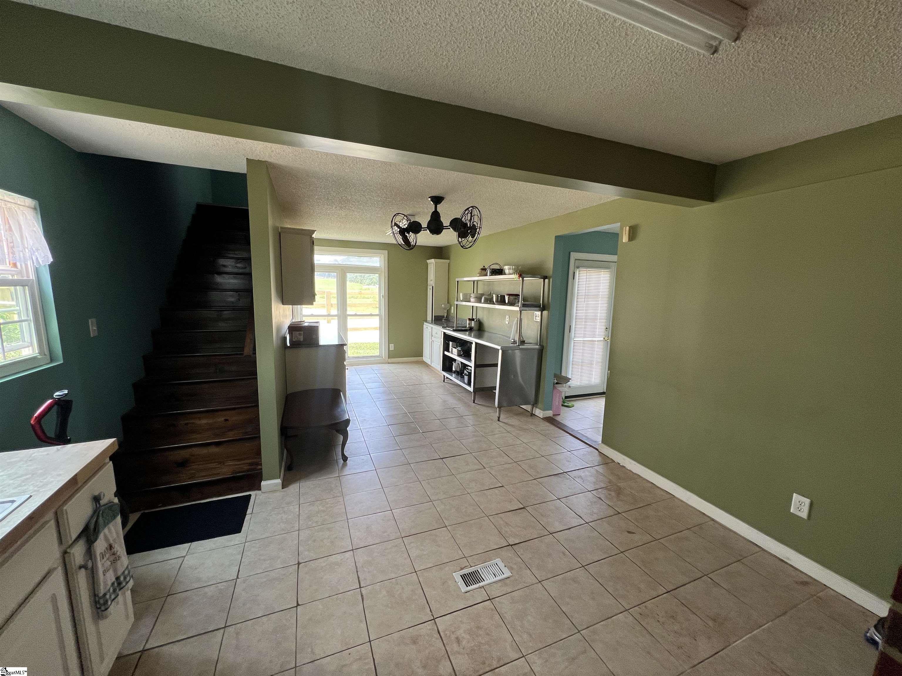 11444 Highway Cross Hill, SC 29332