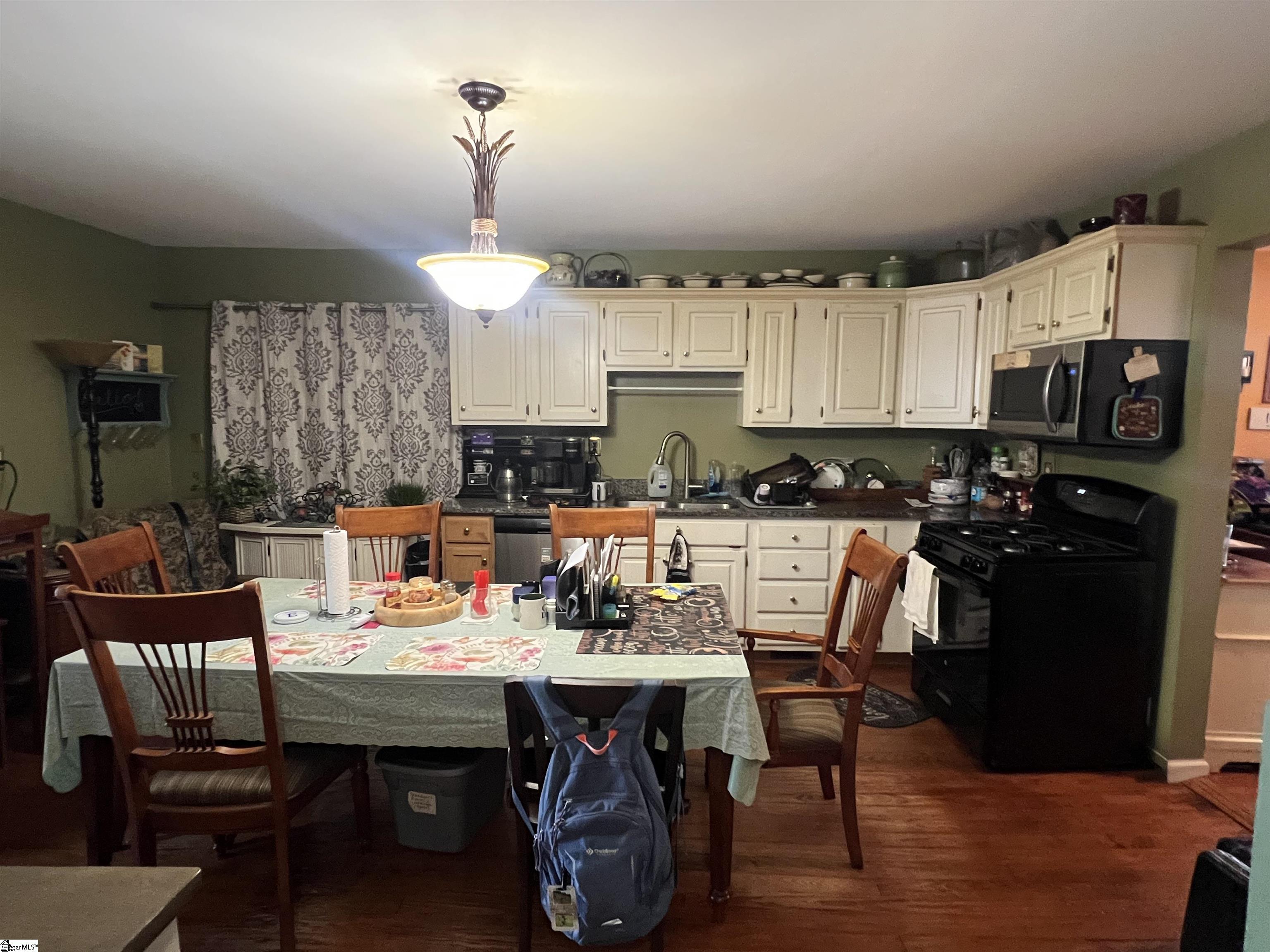 11444 Highway Cross Hill, SC 29332