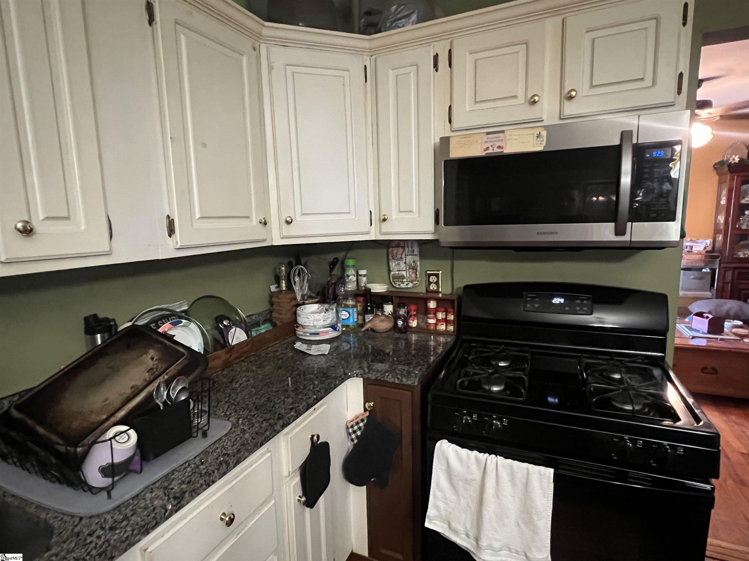 11444 Highway Cross Hill, SC 29332