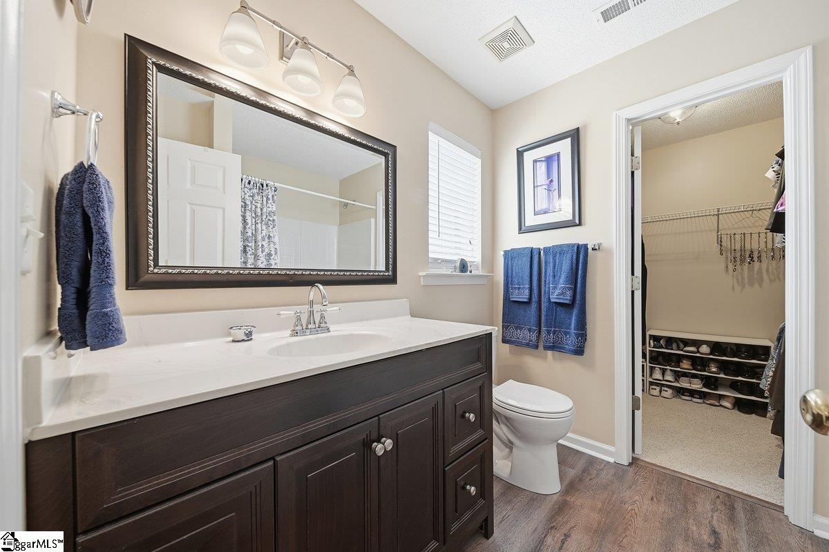 205 Garfield Lane Simpsonville, SC 29681