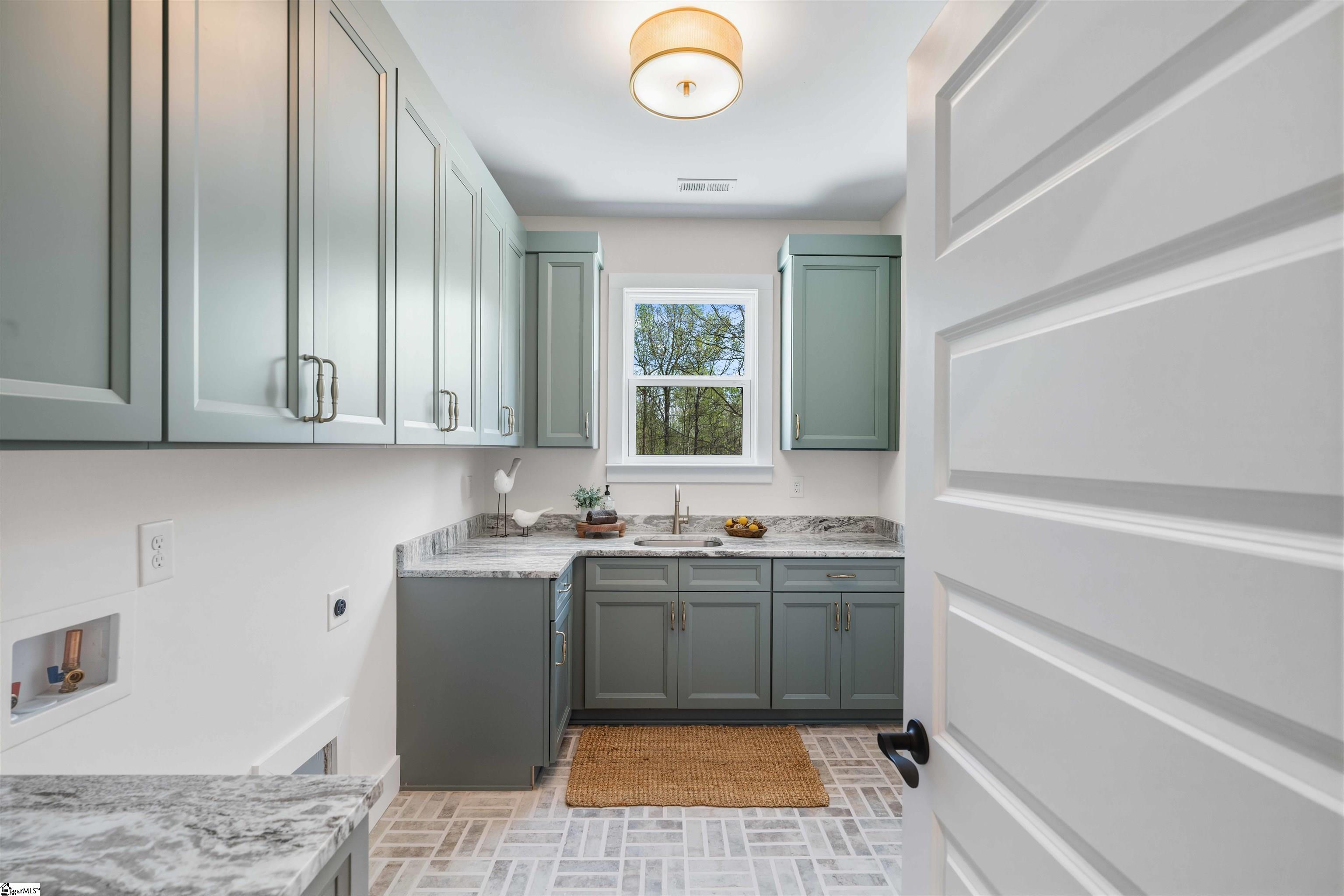 118 Mount Vernon Circle Greer, SC 29651