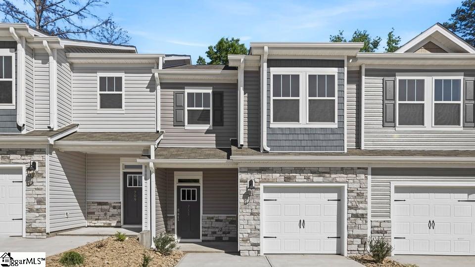 711 Lesbury Lane, Spartanburg SC 29301,Spartanburg,Spartanburg,Residential