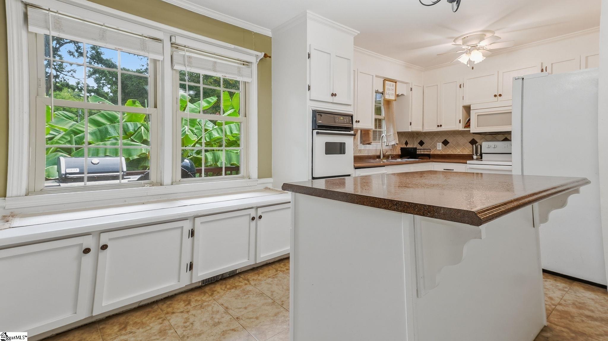 102 Palmetto Drive Simpsonville, SC 29681