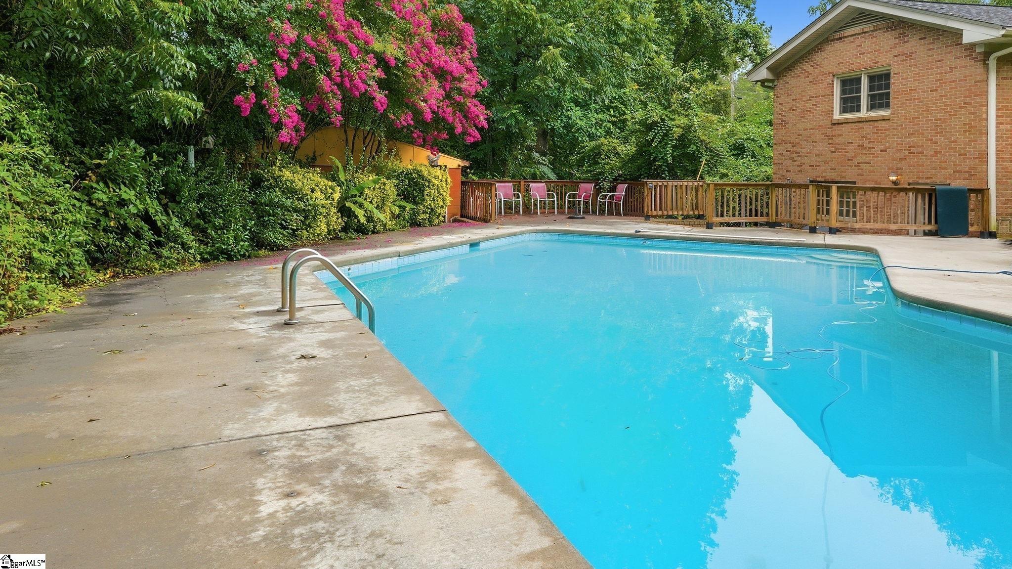 102 Palmetto Drive Simpsonville, SC 29681