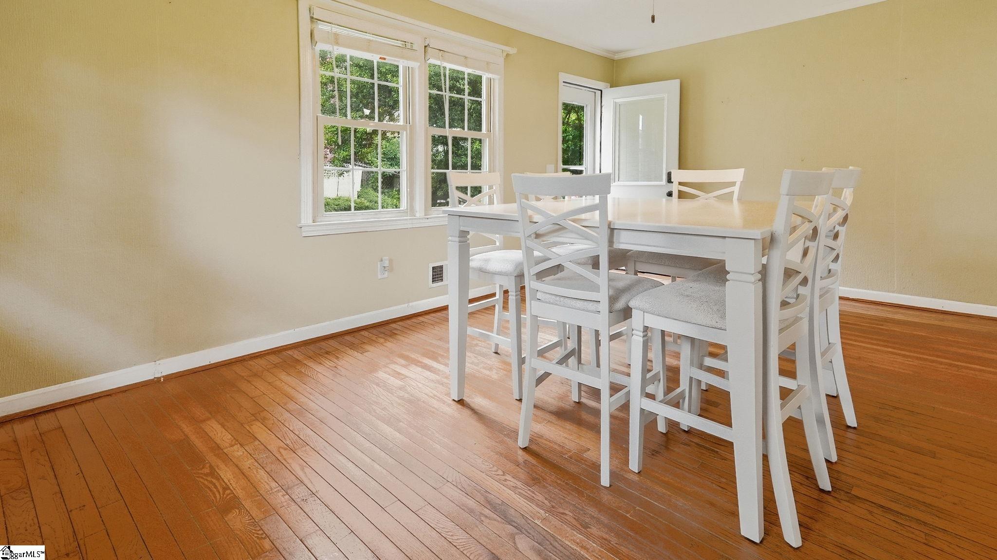 102 Palmetto Drive Simpsonville, SC 29681