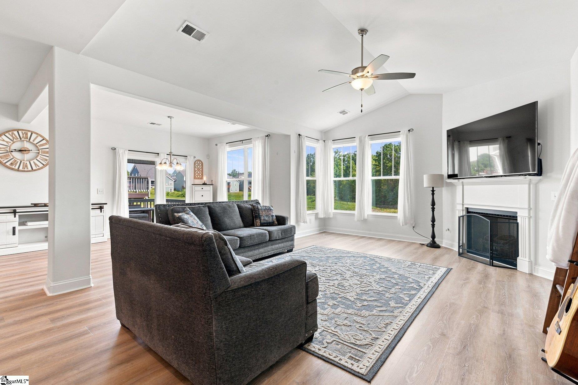 215 Daystrom Drive, Greer SC 29651