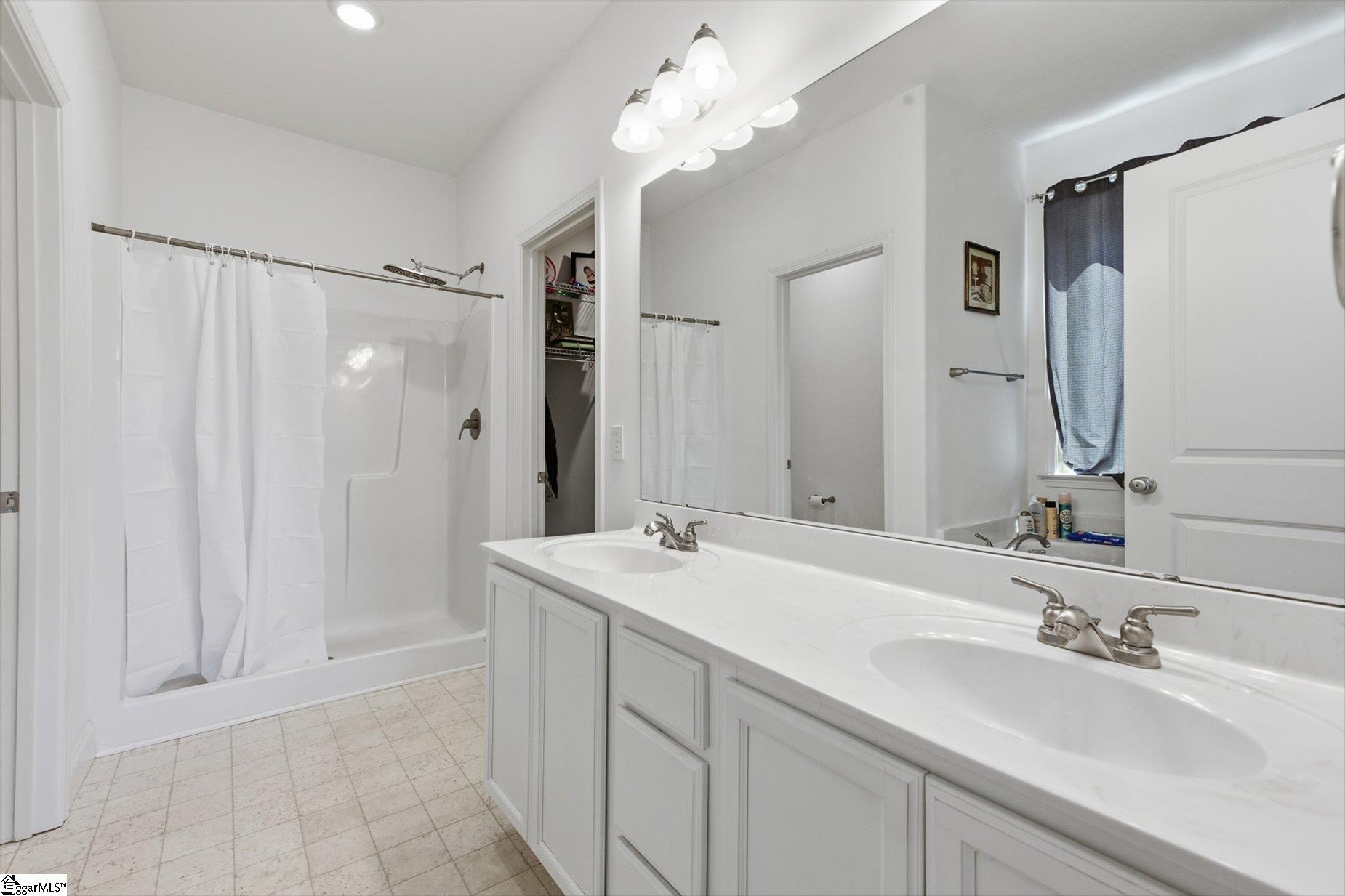 215 Daystrom Drive Greer, SC 29651