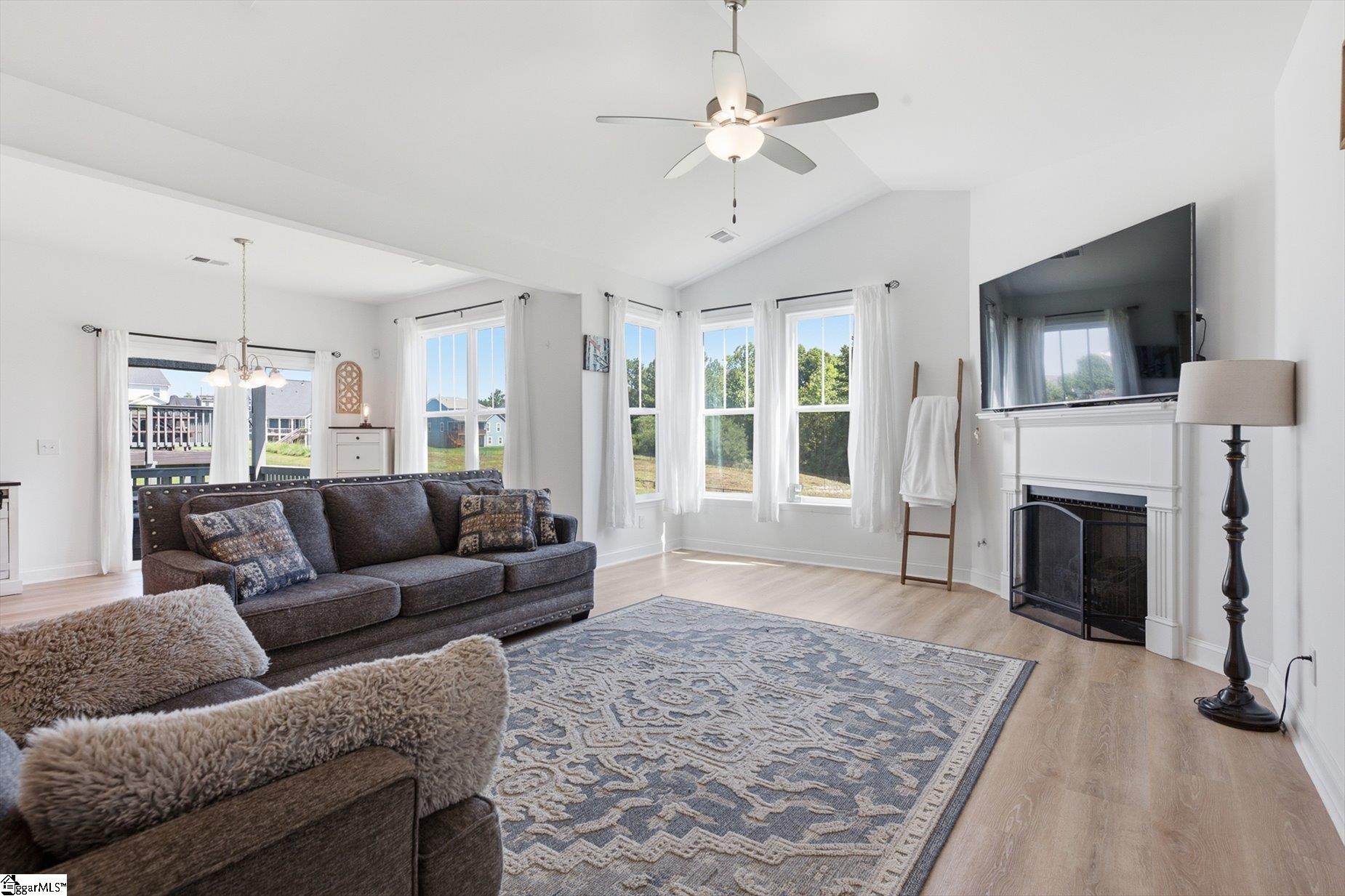 215 Daystrom Drive, Greer SC 29651
