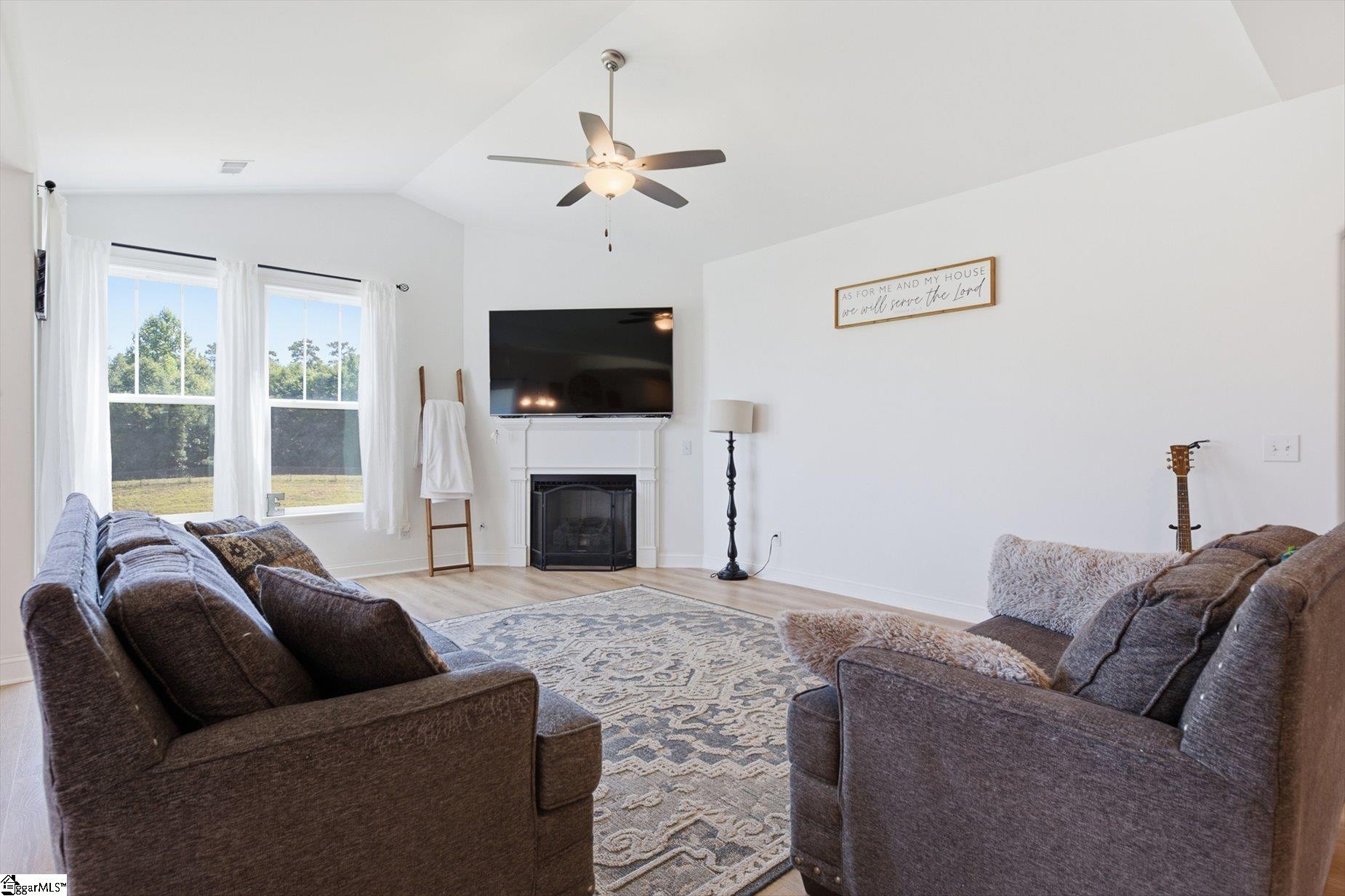 215 Daystrom Drive Greer, SC 29651