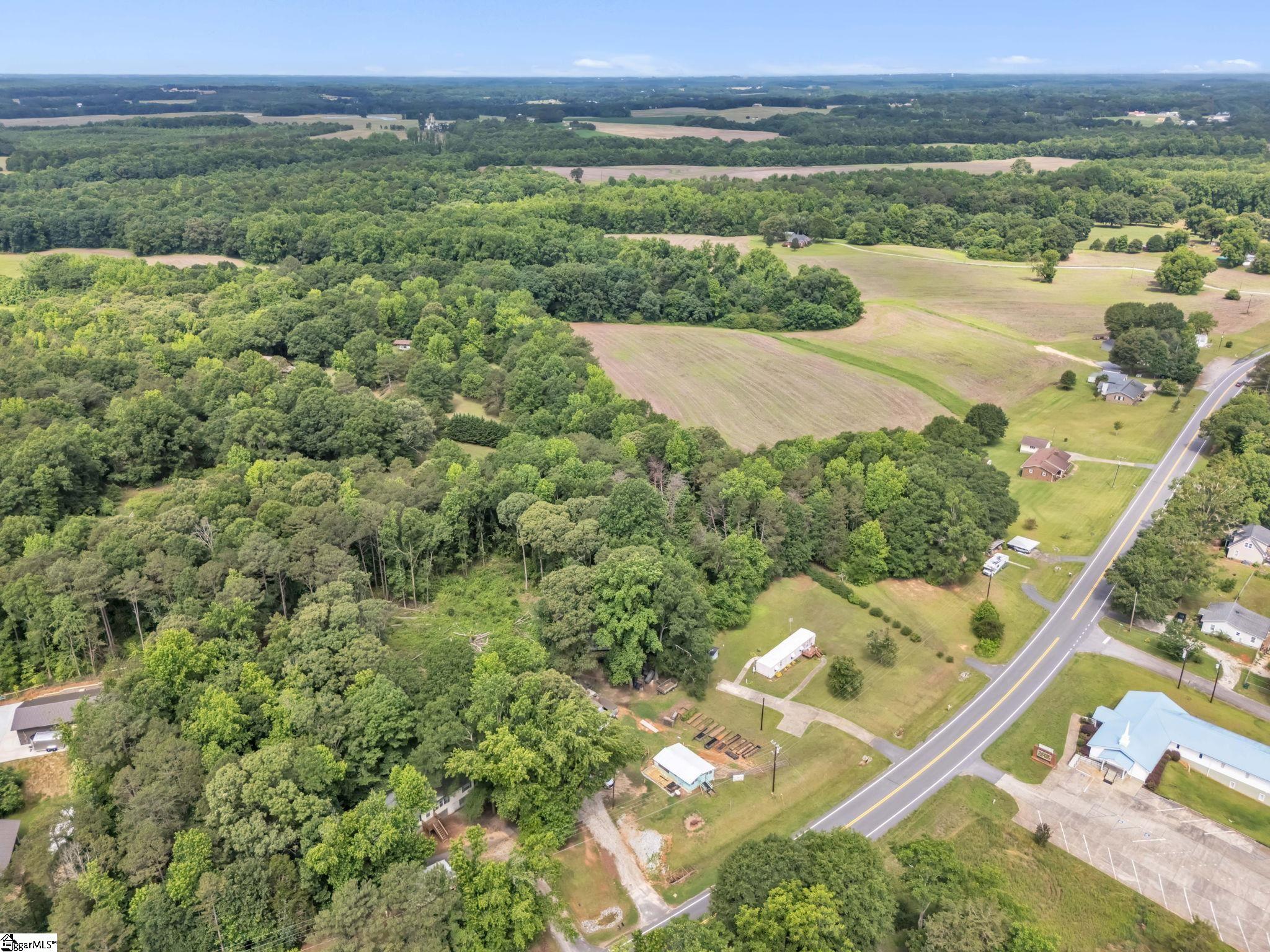 7401 Highway 24 Townville, SC 29689