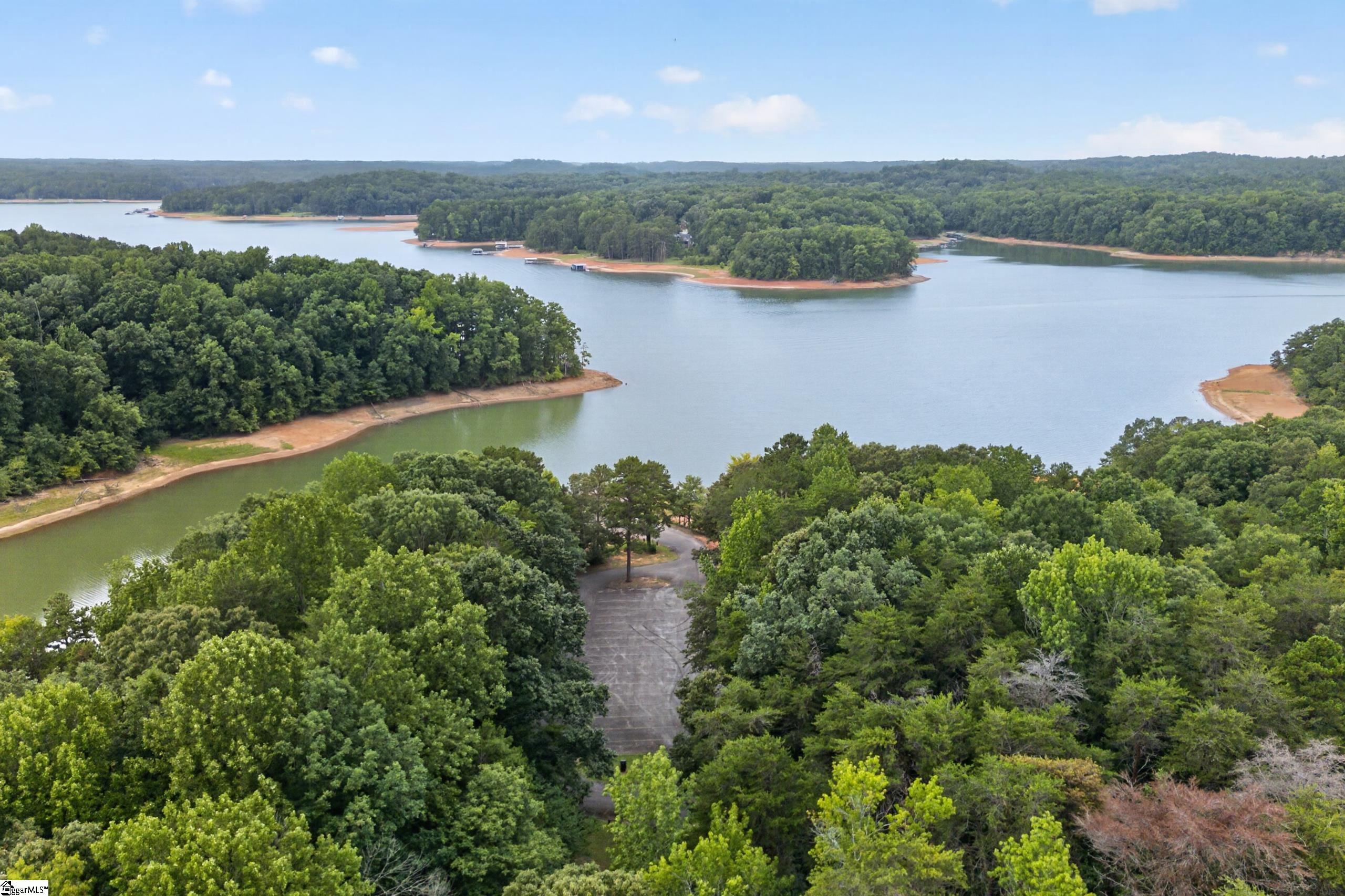 158 Choestoea Road Westminster, SC 29693