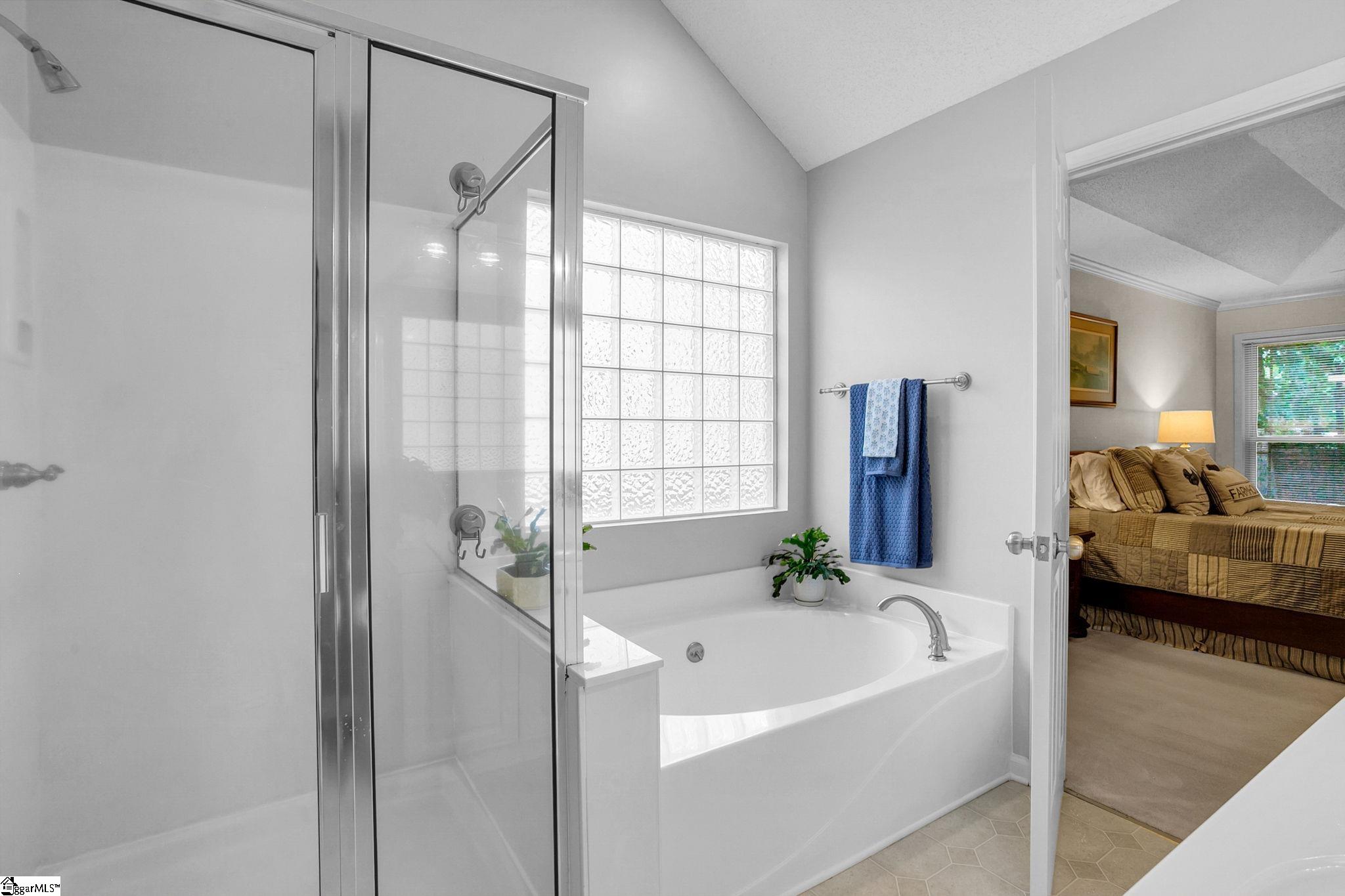 6 Kingsbury Way Greenville, SC 29617