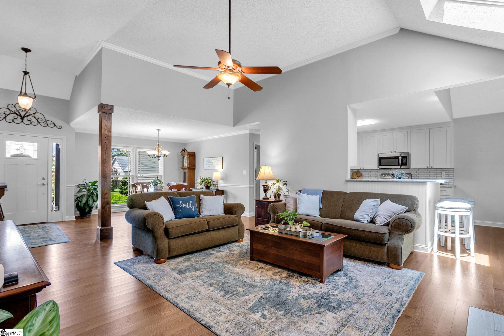 6 Kingsbury Way Greenville, SC 29617