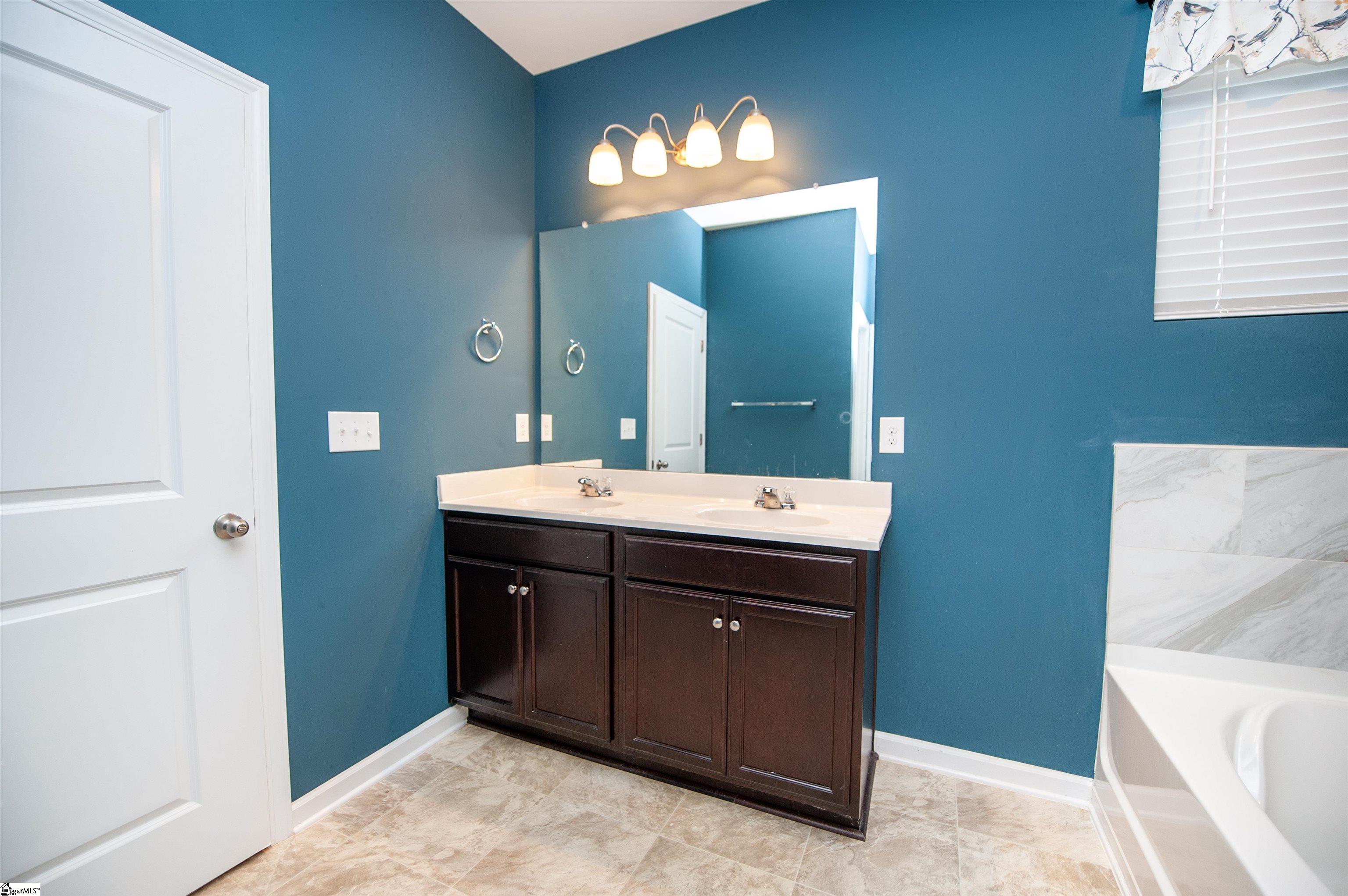 554 Friar Park Lane Lyman, SC 29365